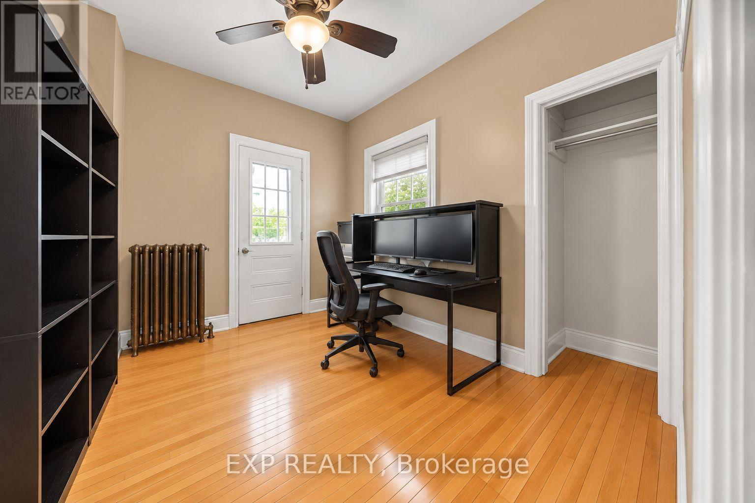 110 Chambers Street Property Photo 15