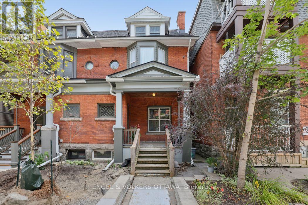 190 JAMES STREET Property Photo 1