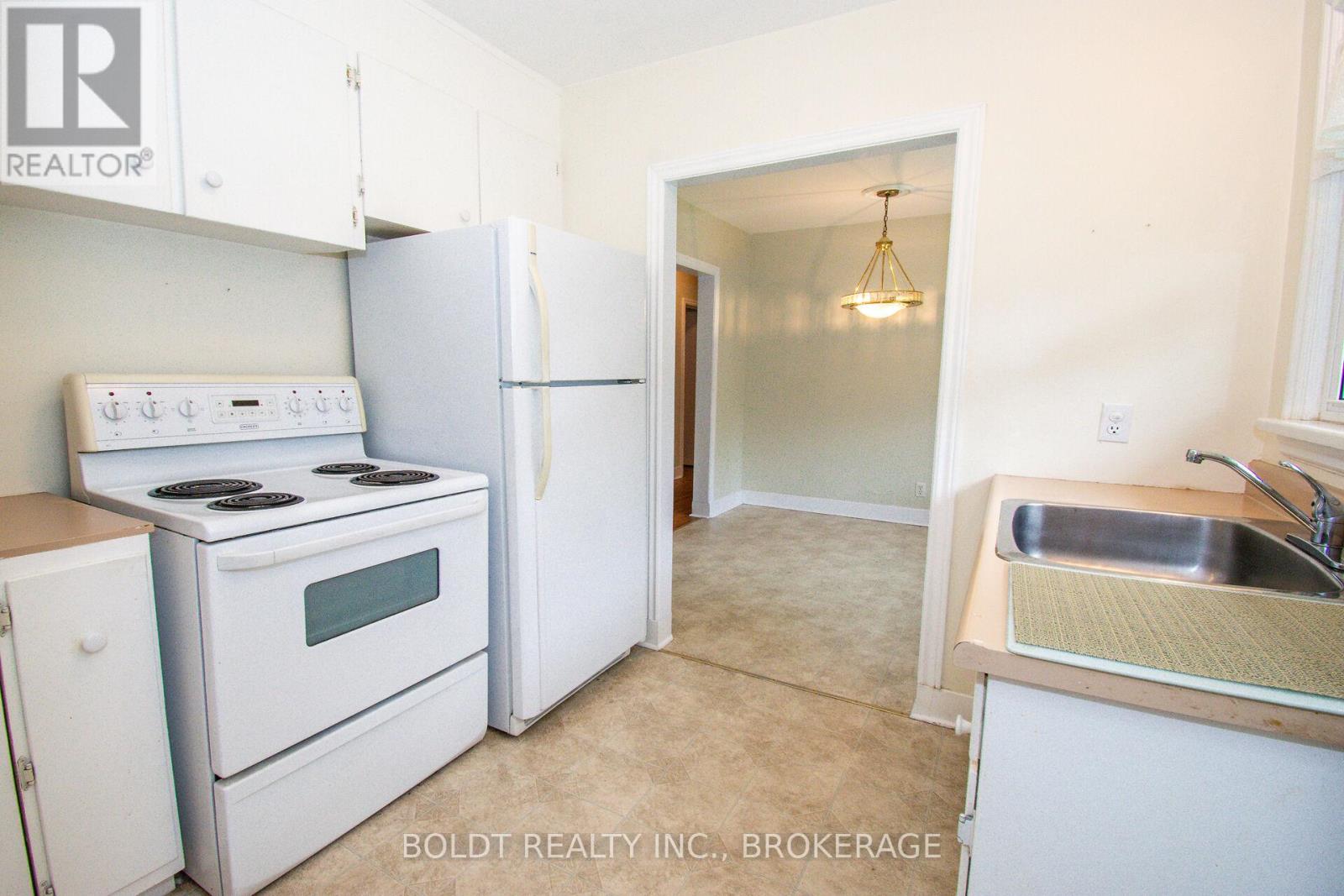 25 Elm Ridge Drive Property Photo 10