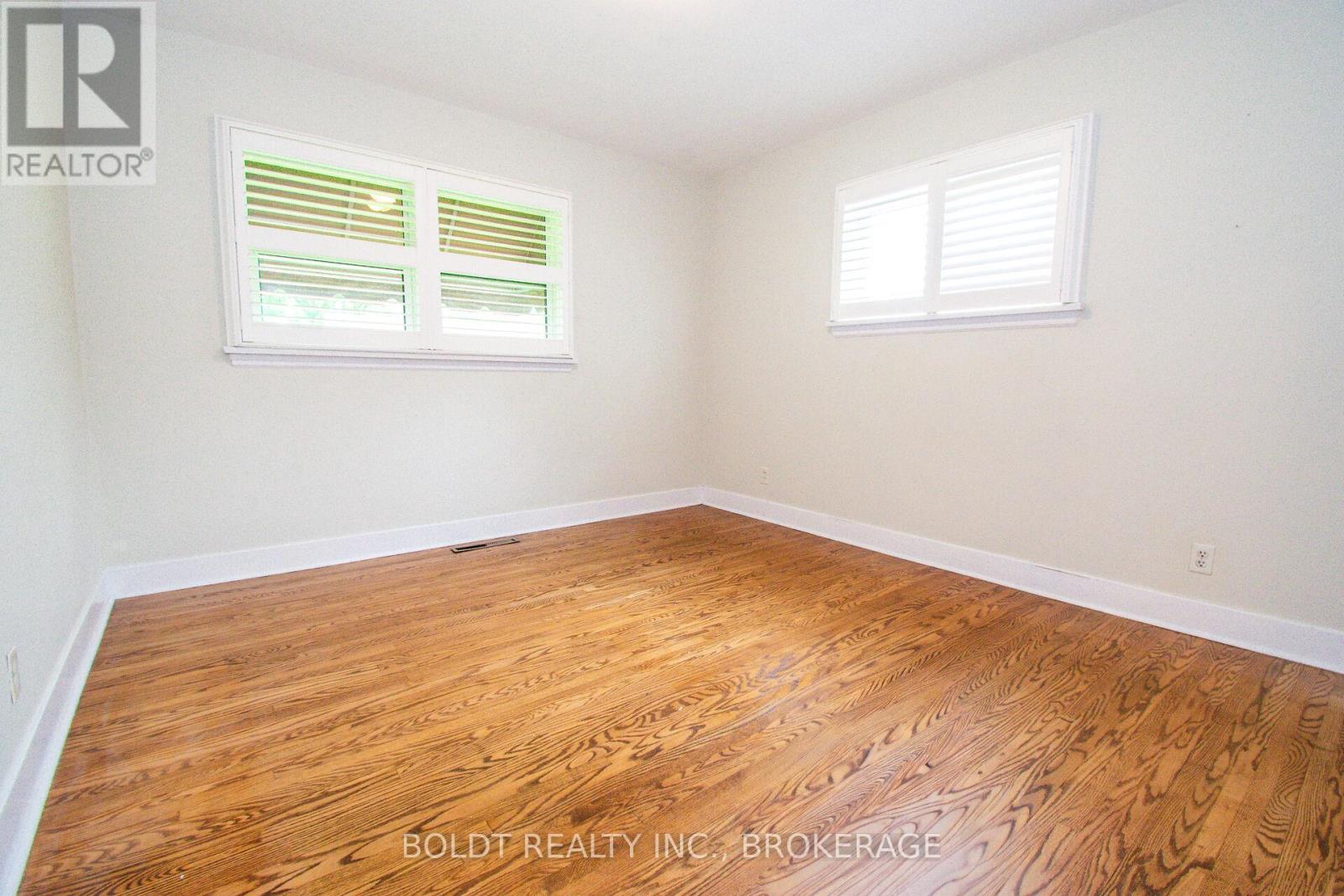 25 Elm Ridge Drive Property Photo 12
