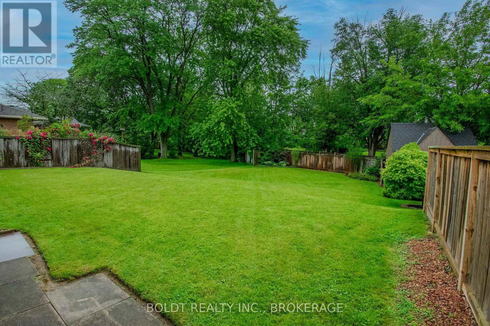 25 Elm Ridge Drive Property Photo 28