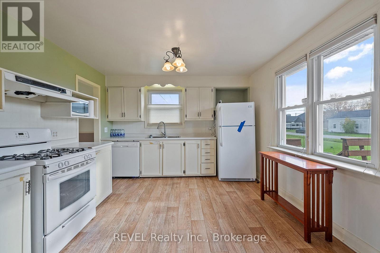 801 South Coast Drive Property Photo 11