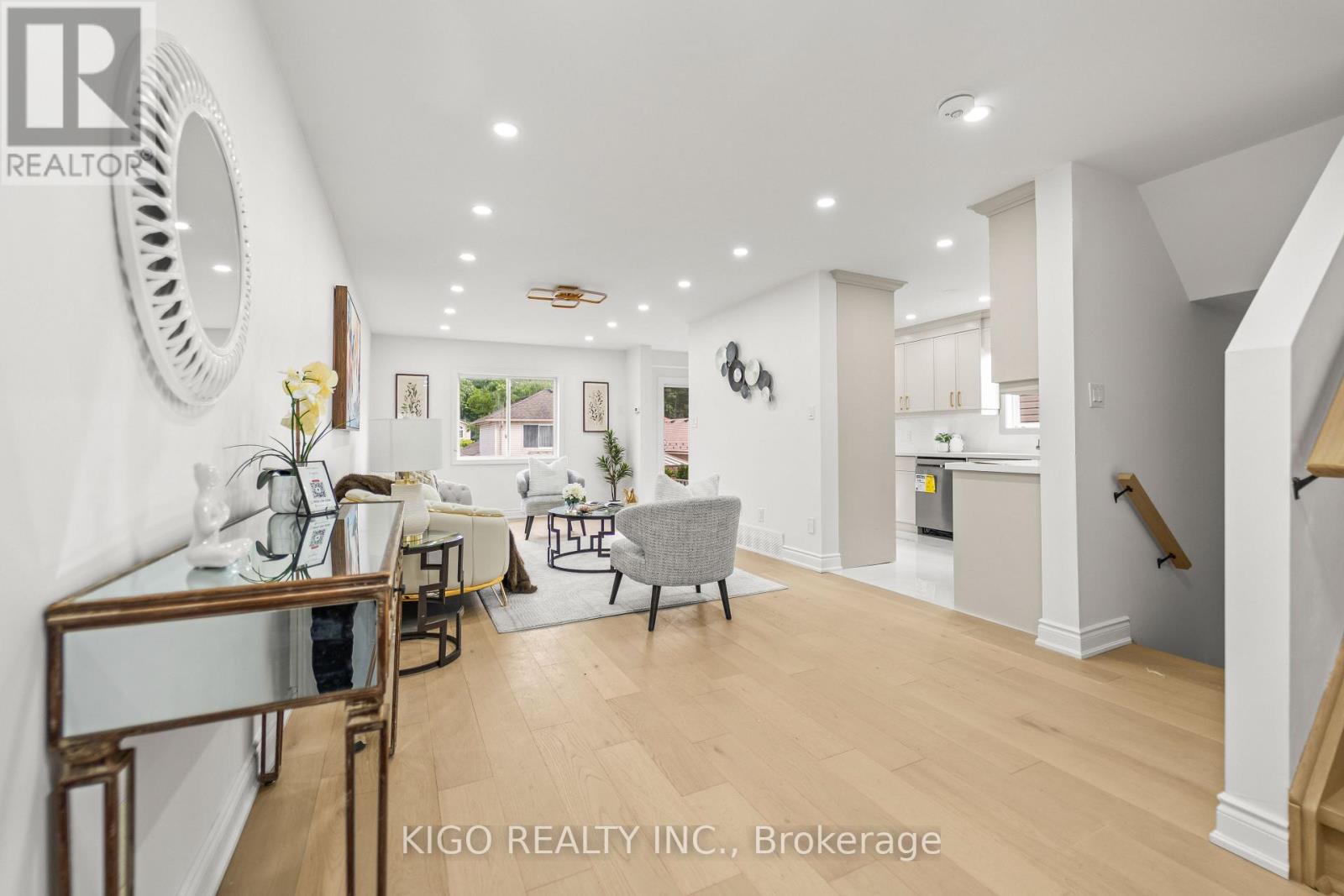 25 Bush Clover Crescent Property Photo 4
