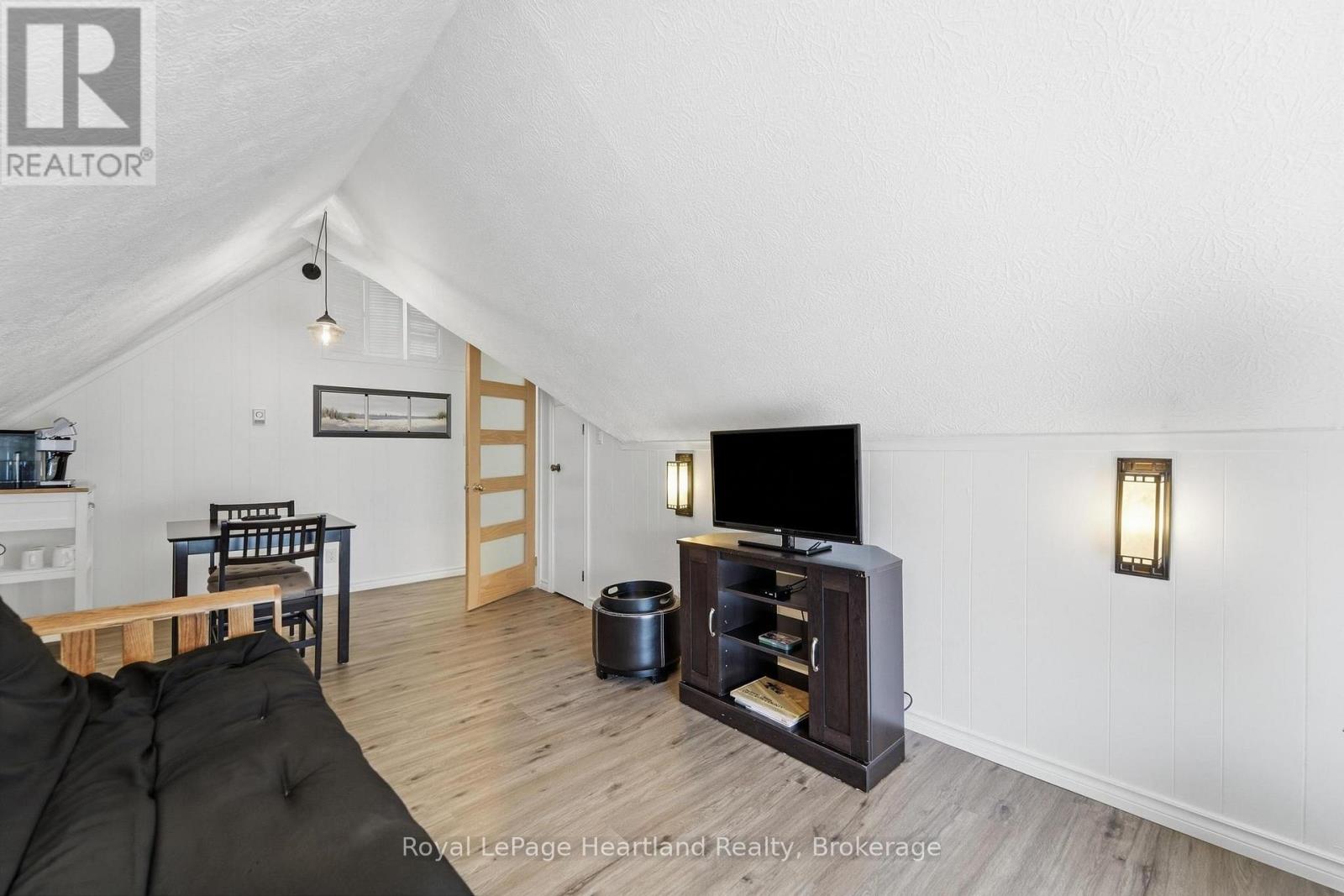 72 Colborne Street Property Photo 36