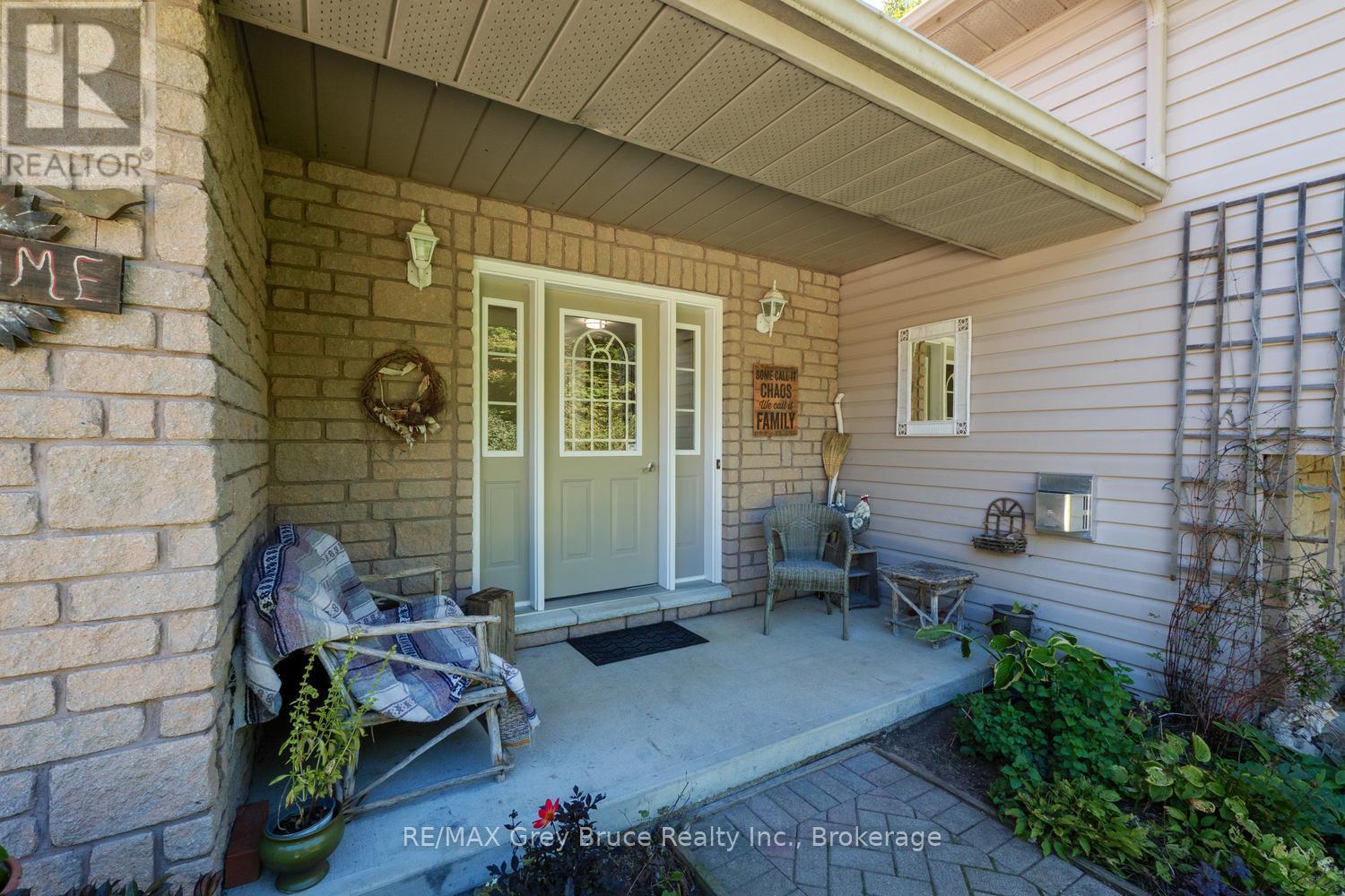 135 North Diagonal Property Photo 3