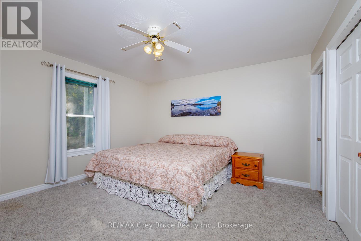 135 North Diagonal Property Photo 18