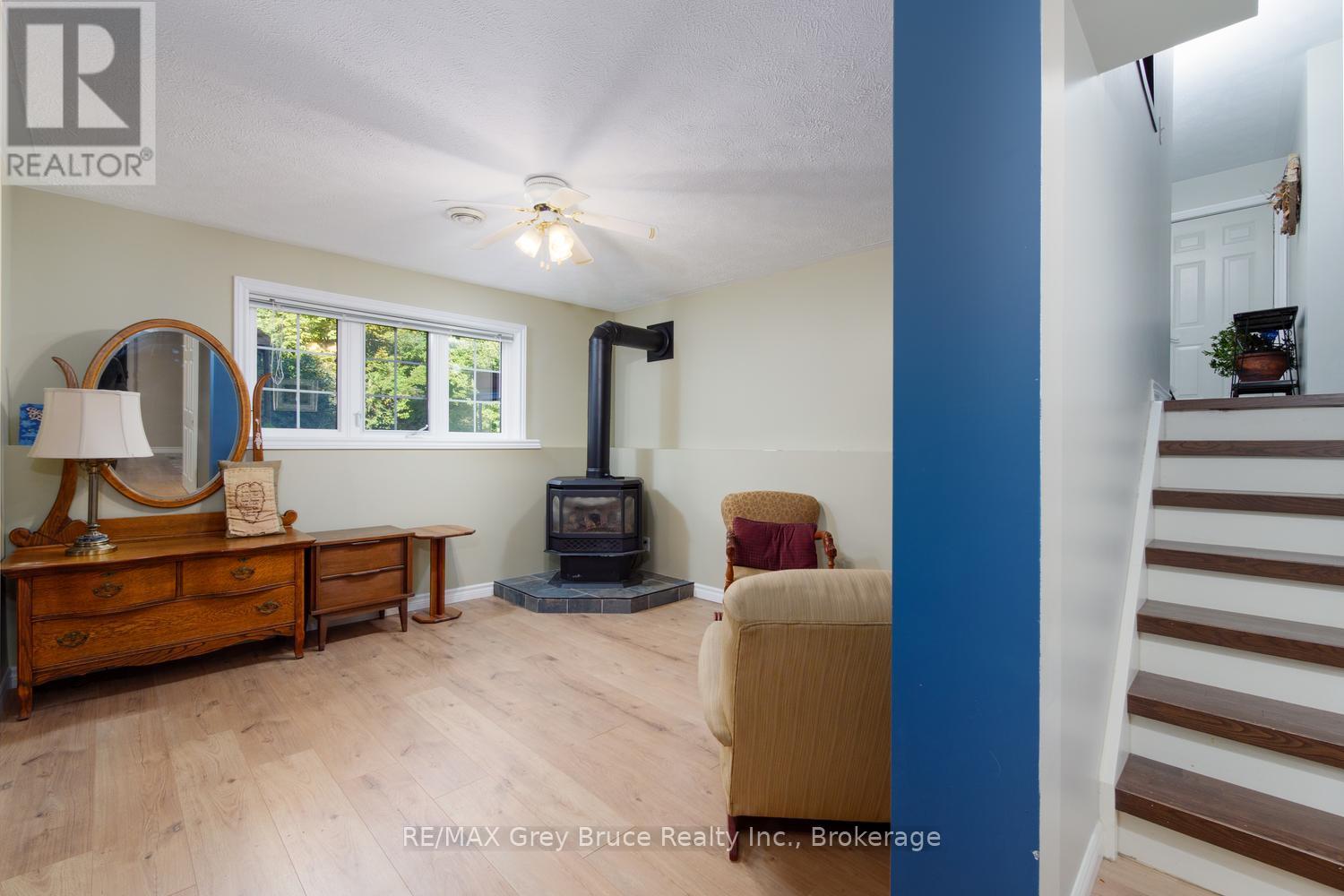 135 North Diagonal Property Photo 21