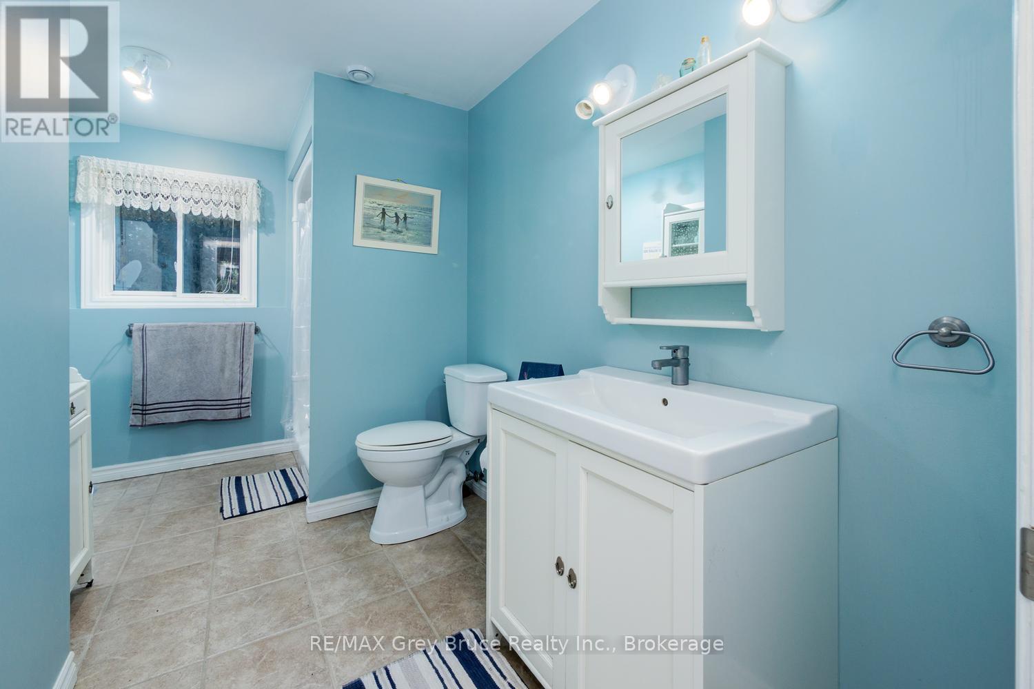 135 North Diagonal Property Photo 26