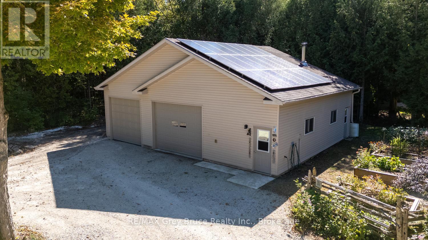 135 North Diagonal Property Photo 36