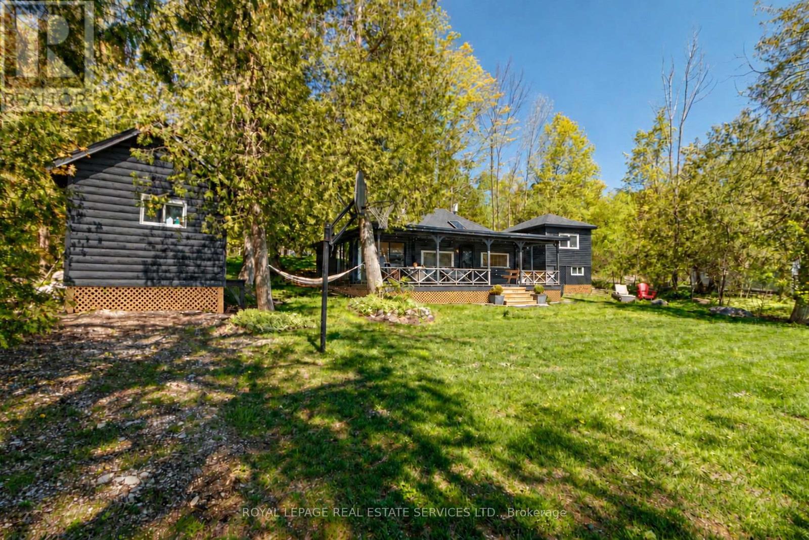 295 Cedar Avenue Property Photo 12