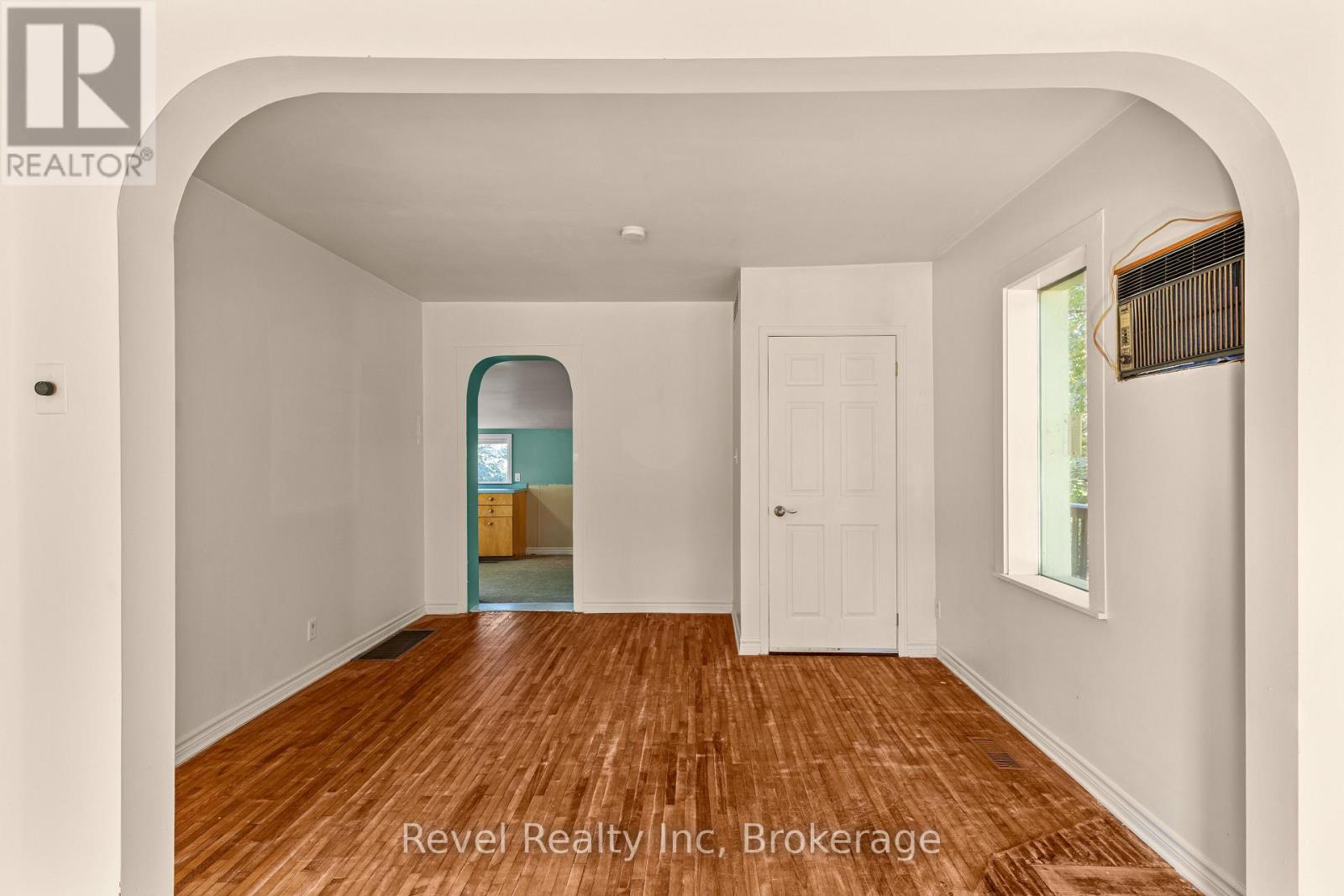 4 Margaret Street Property Photo 7
