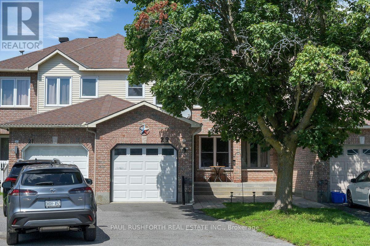 29 GRENADIER WAY Property Photo 1