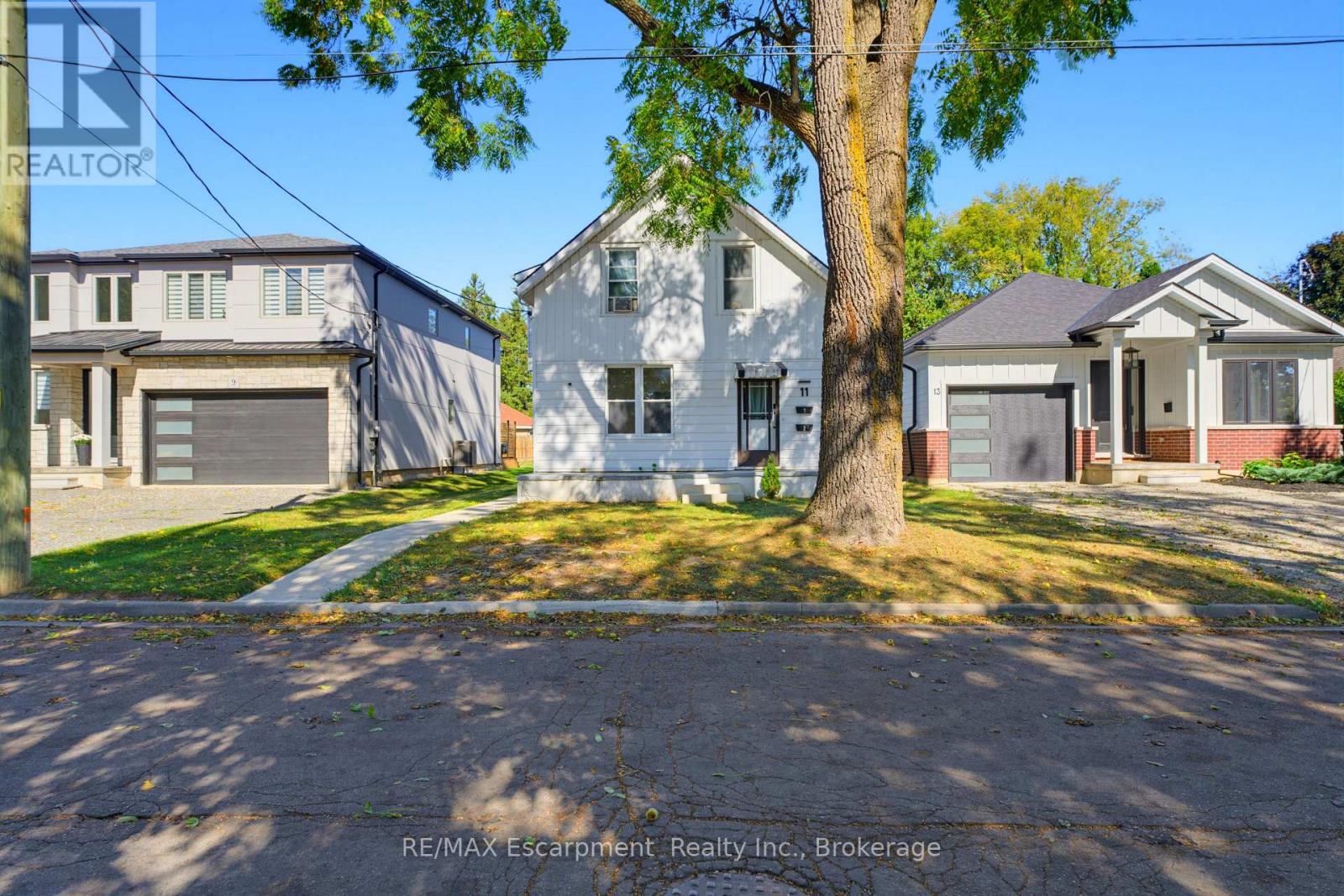 #1 - 11 Charles Street Property Photo 2