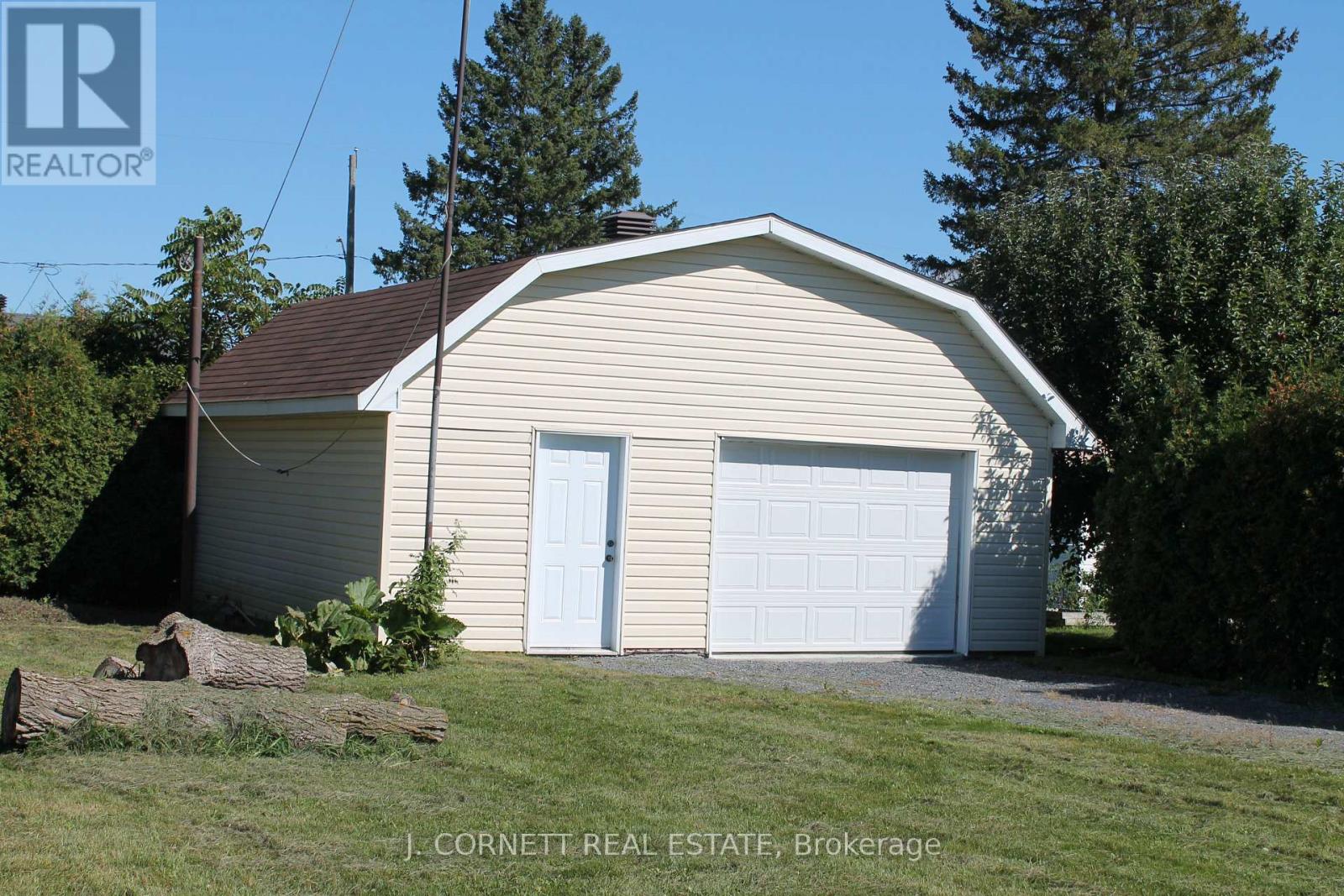 1319 Notre Dame Street Property Photo 27