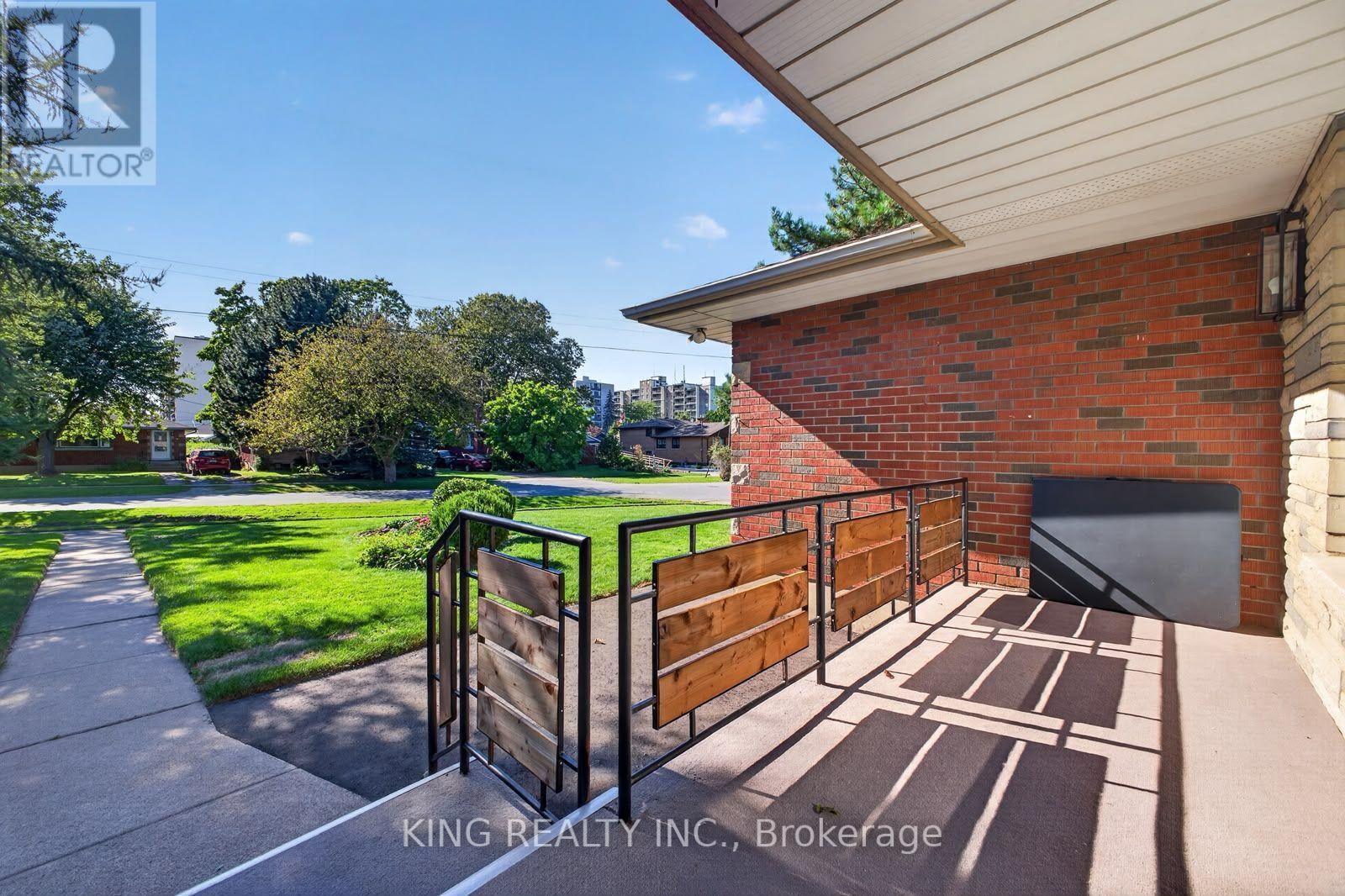 35 Hewko Street Property Photo 11