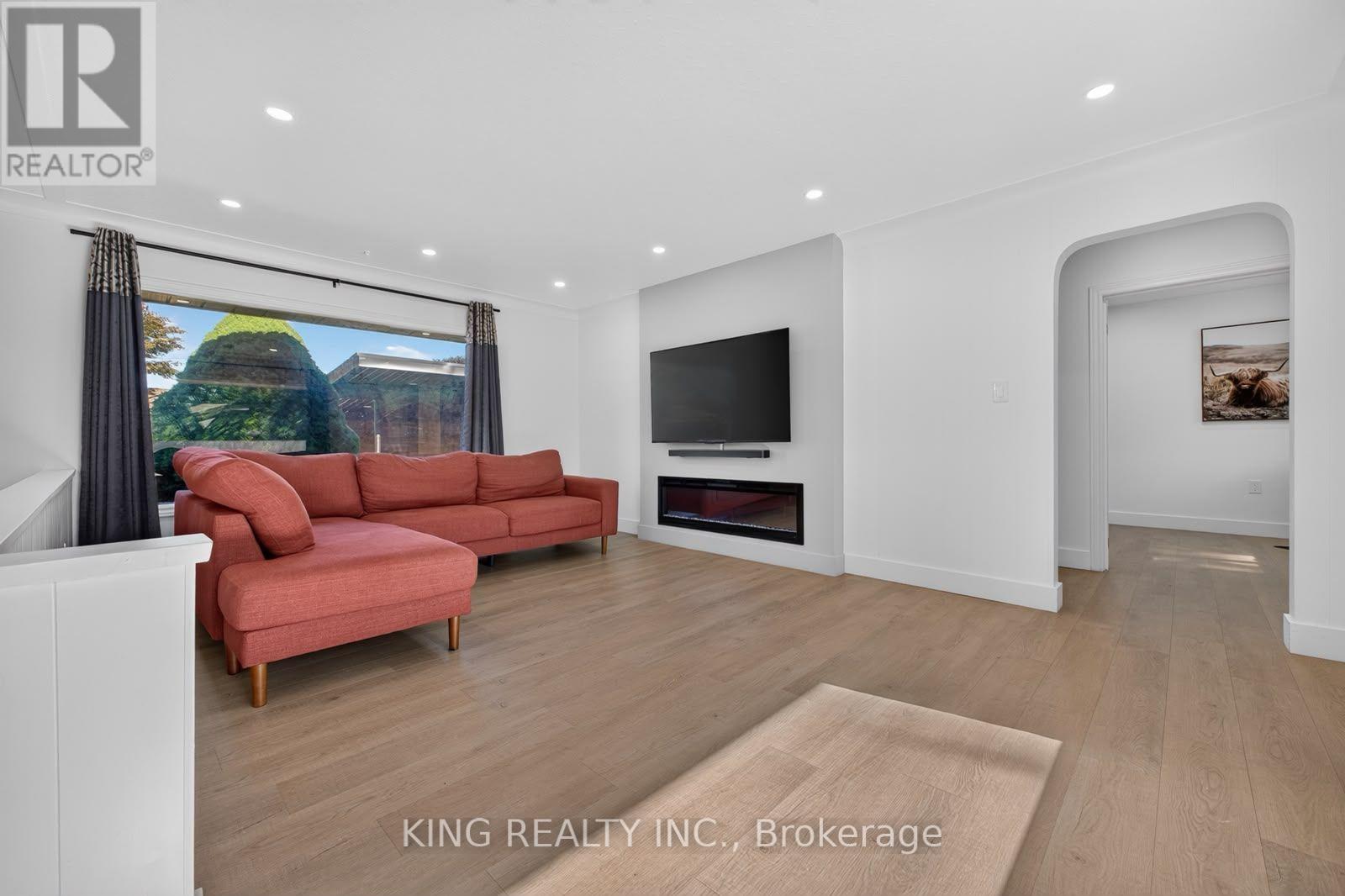 35 Hewko Street Property Photo 15
