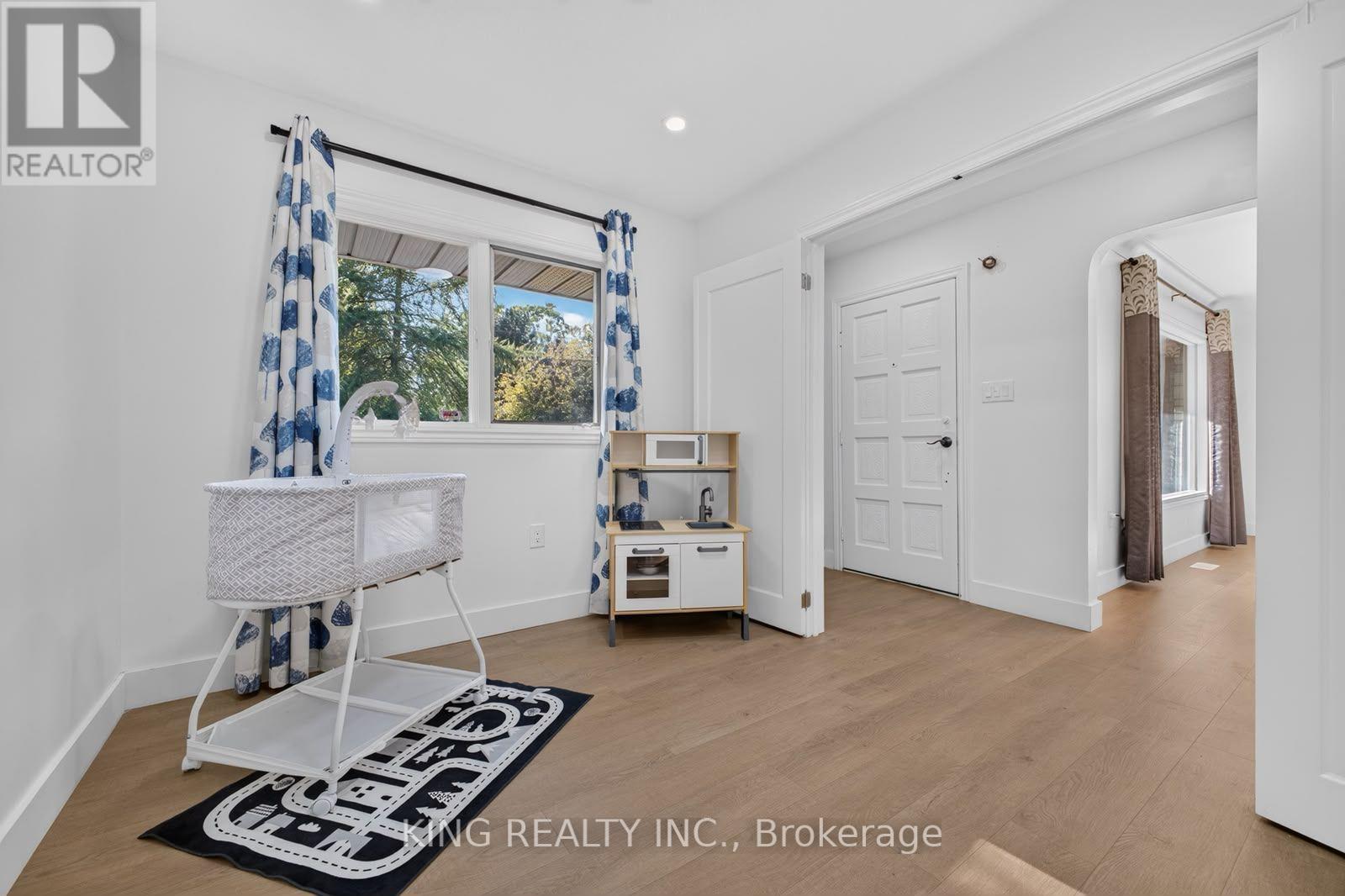 35 Hewko Street Property Photo 19