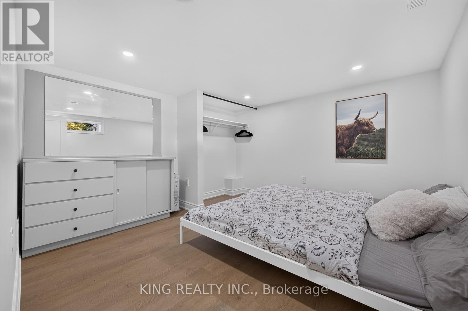 35 Hewko Street Property Photo 40