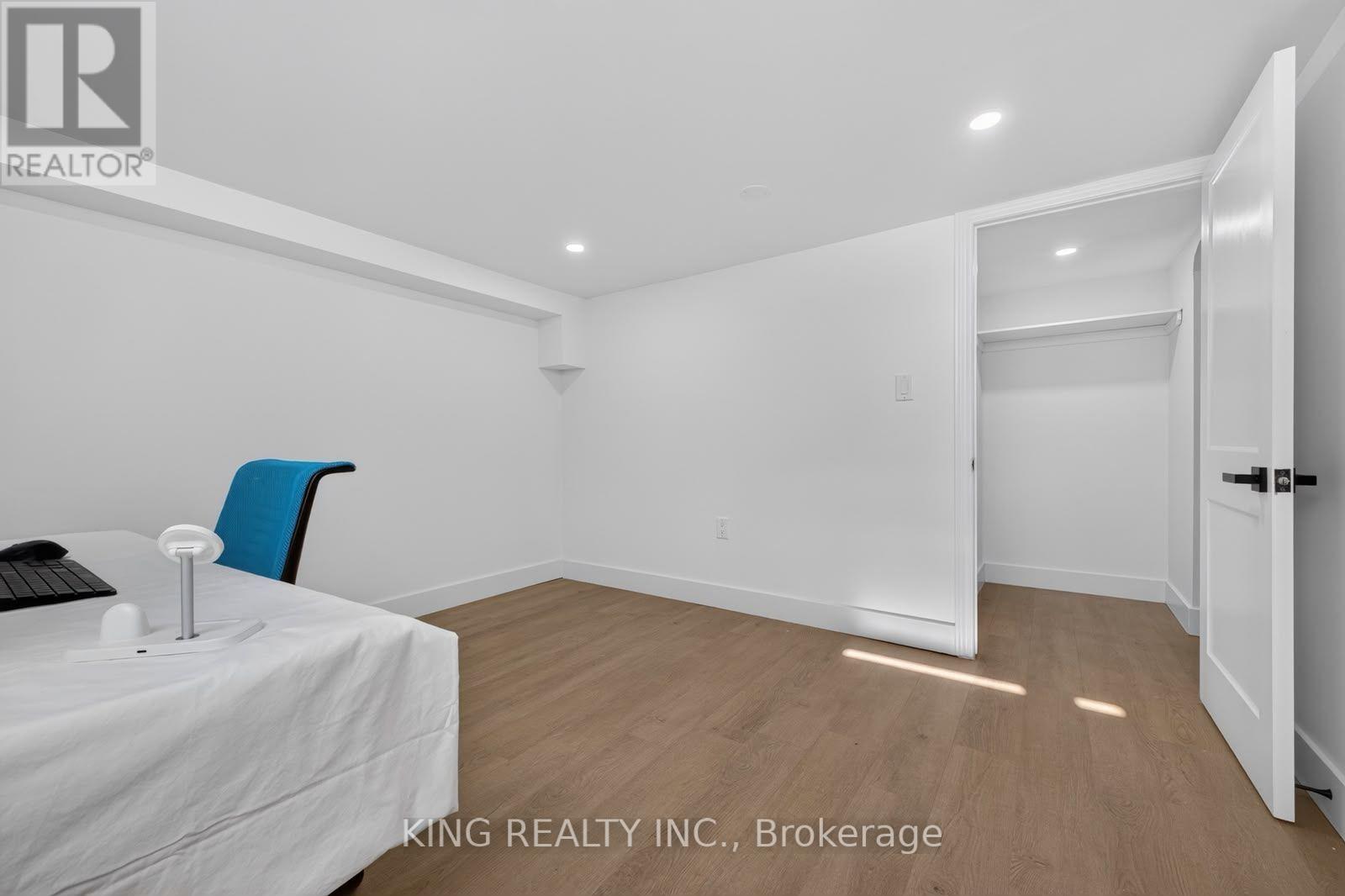 35 Hewko Street Property Photo 49