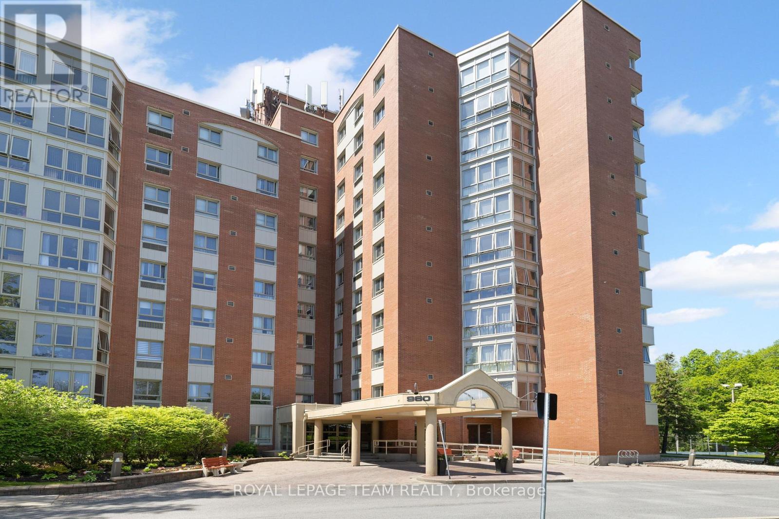 611 - 960 Teron Road Property Photo 1