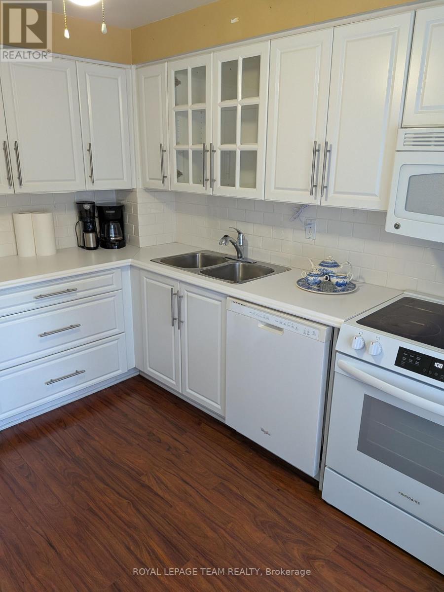 611 - 960 Teron Road Property Photo 11