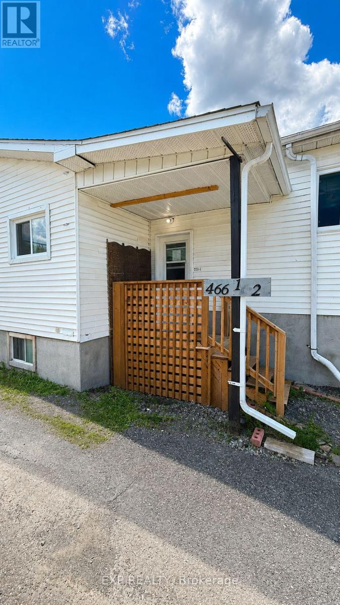 466-468 Catherine Street Property Photo 3