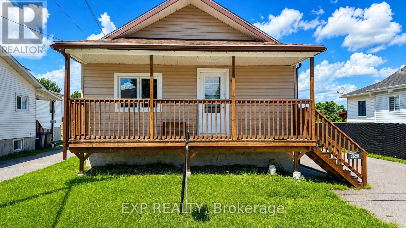 458 Catherine Street Property Photo 1