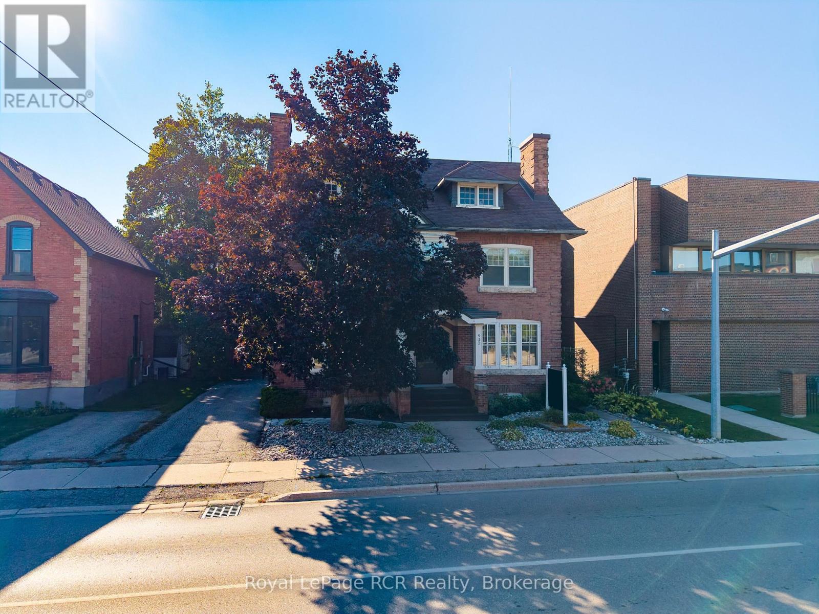 912 2nd Avenue W Property Photo 6