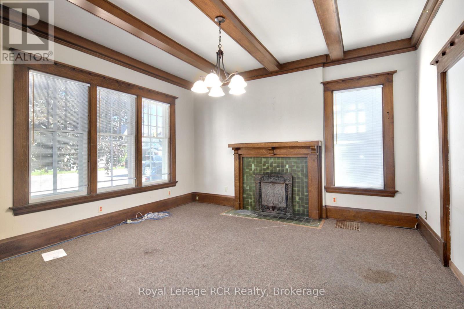 912 2nd Avenue W Property Photo 11