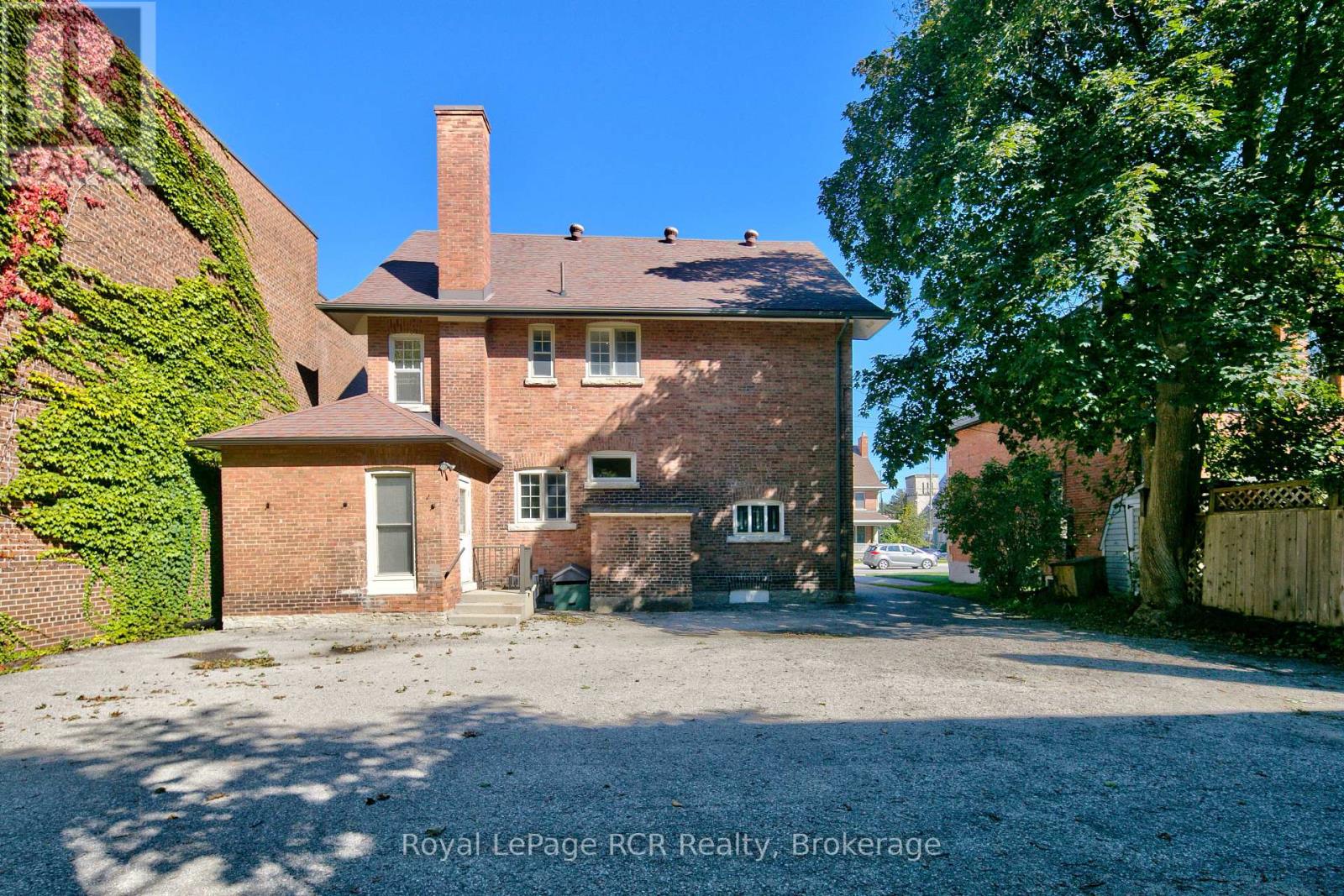 912 2nd Avenue W Property Photo 18