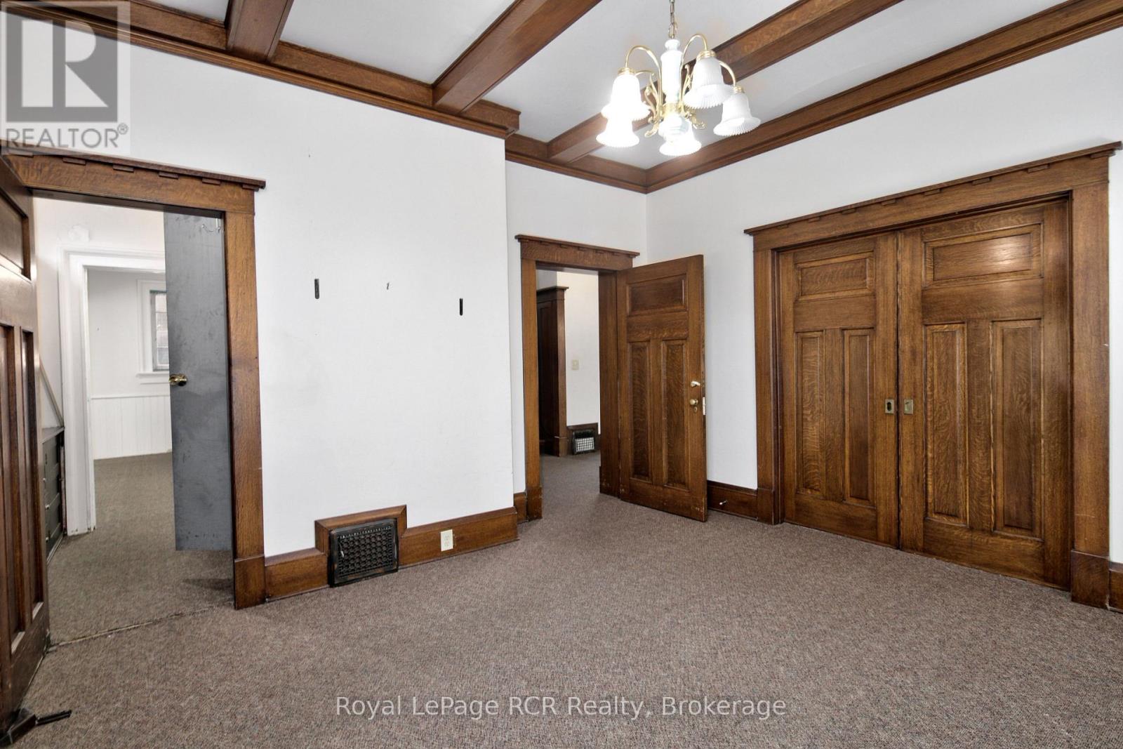Main Floor - 912 2nd Avenue W Property Photo 12