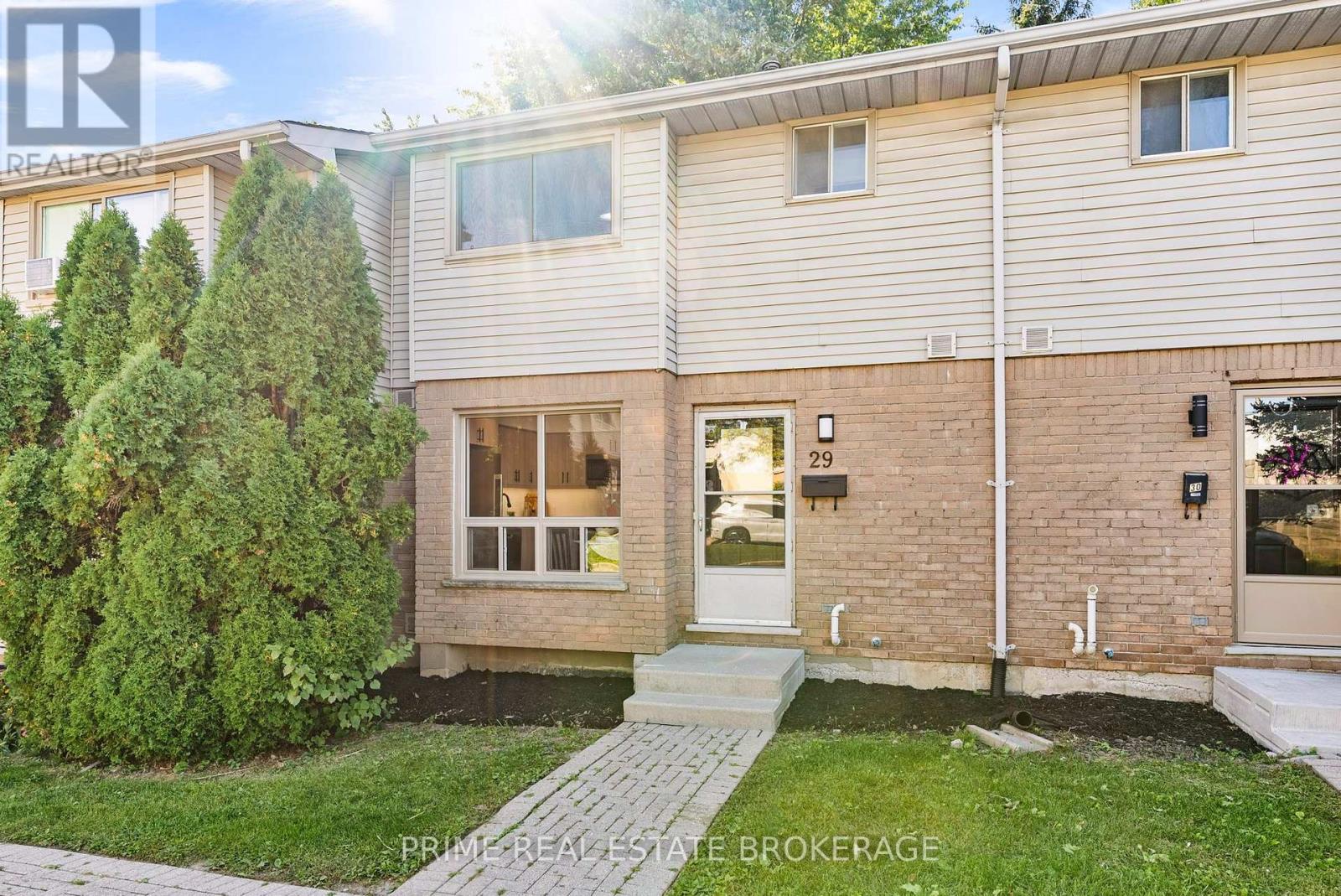 29 - 35 WATERMAN AVENUE Property Photo 1