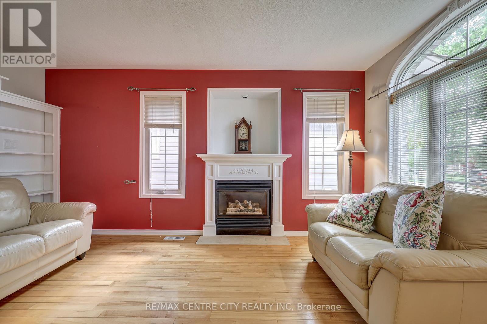 24 Schreyer Drive Property Photo 8