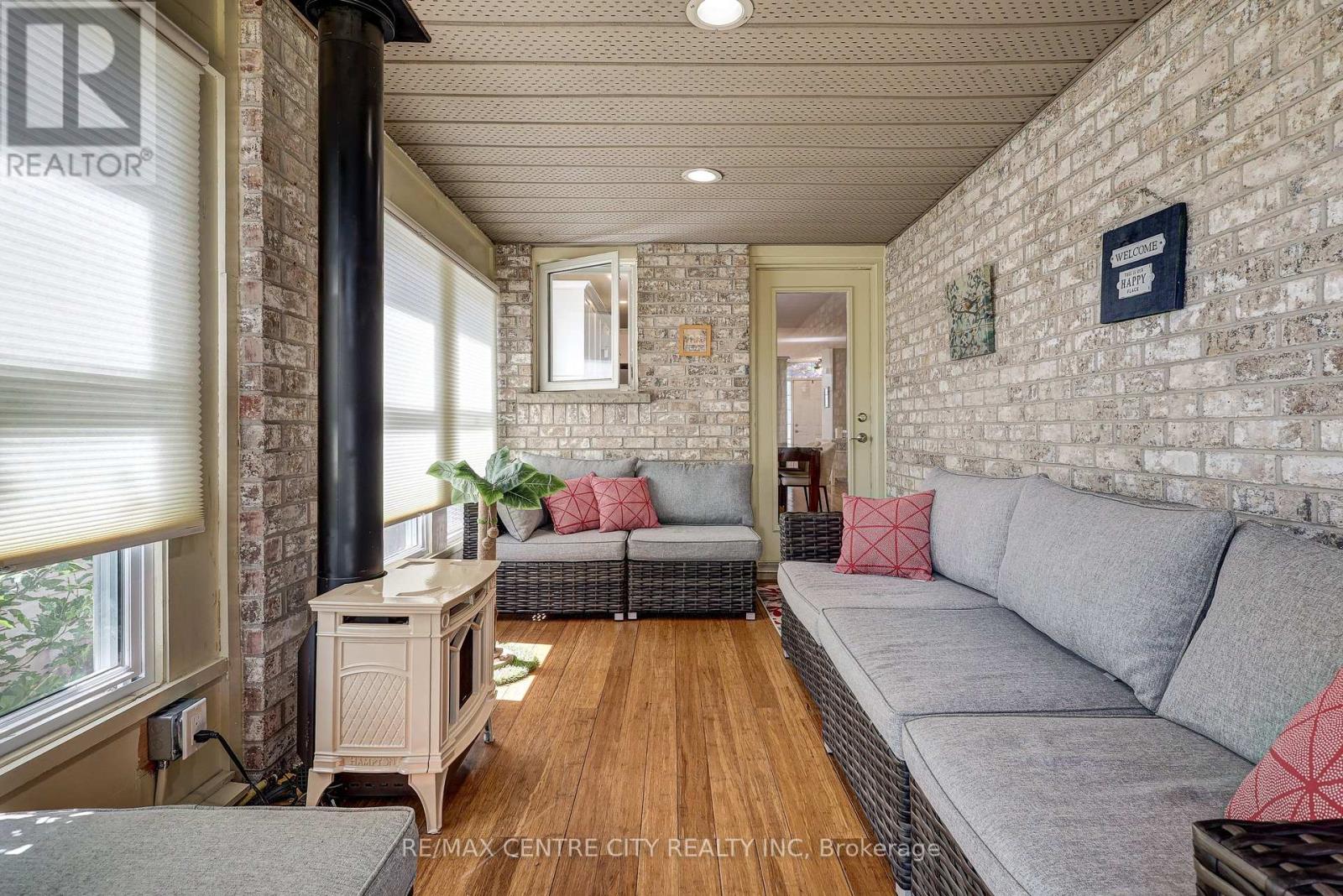 24 Schreyer Drive Property Photo 29