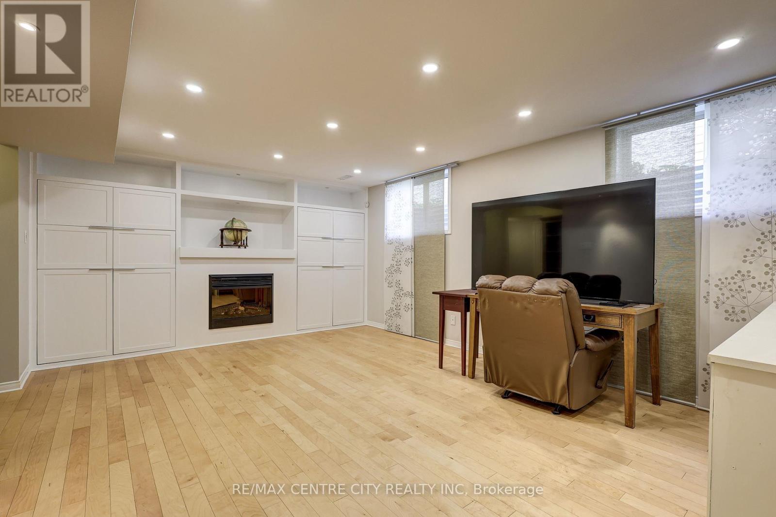 24 Schreyer Drive Property Photo 36