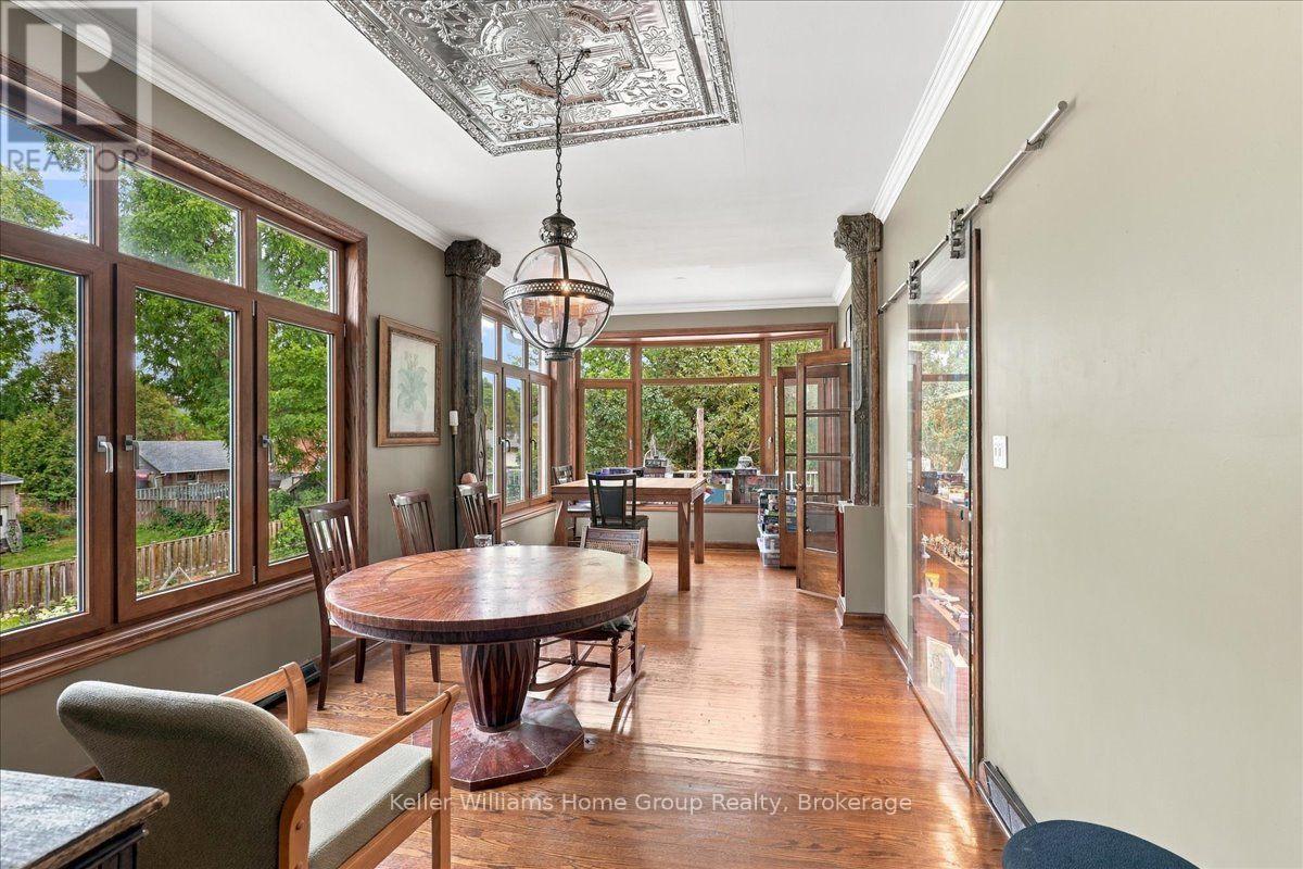 401 Laurel Street Property Photo 15