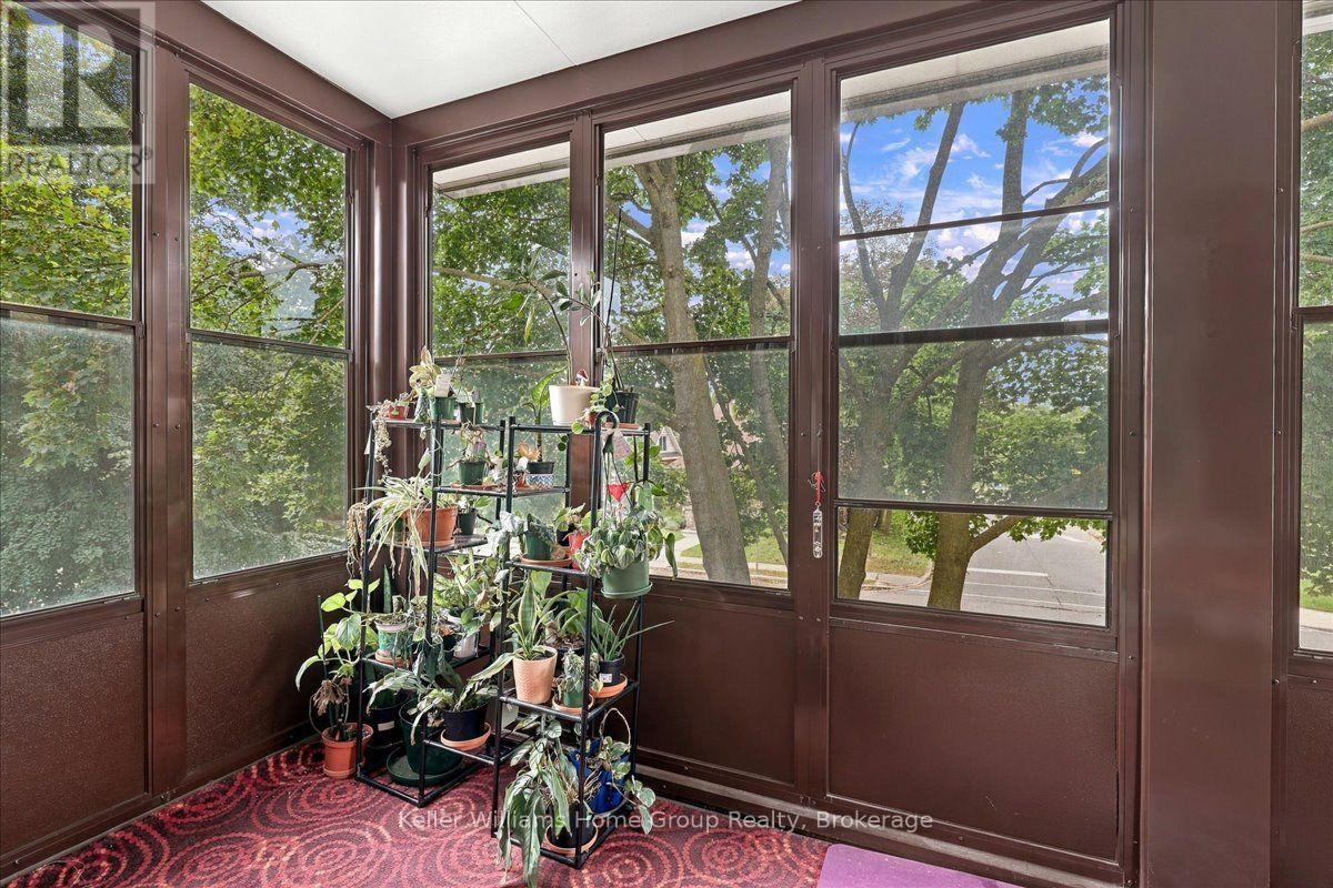401 Laurel Street Property Photo 19