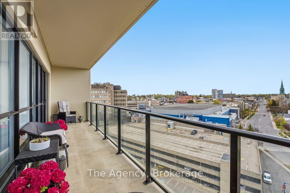 901 - 160 Macdonell Street Property Photo 30
