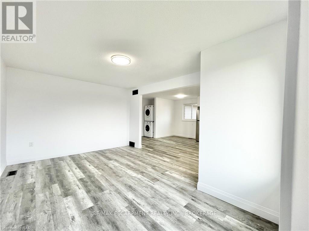 76 Marc Boulevard Property Photo 6