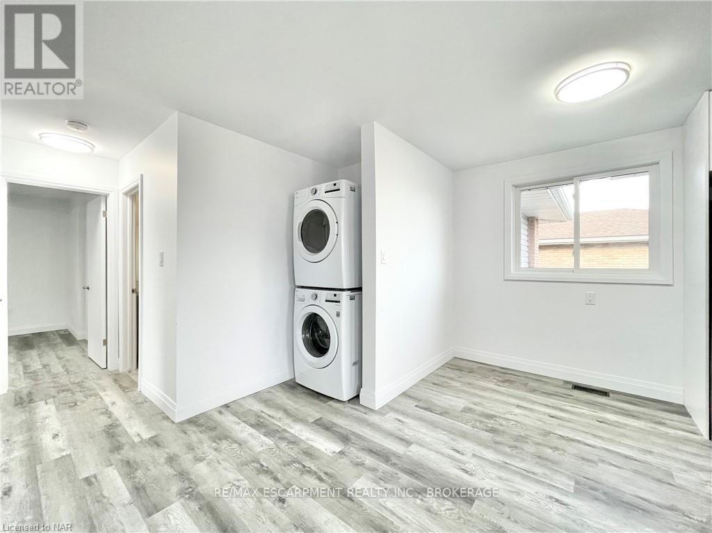 76 Marc Boulevard Property Photo 7