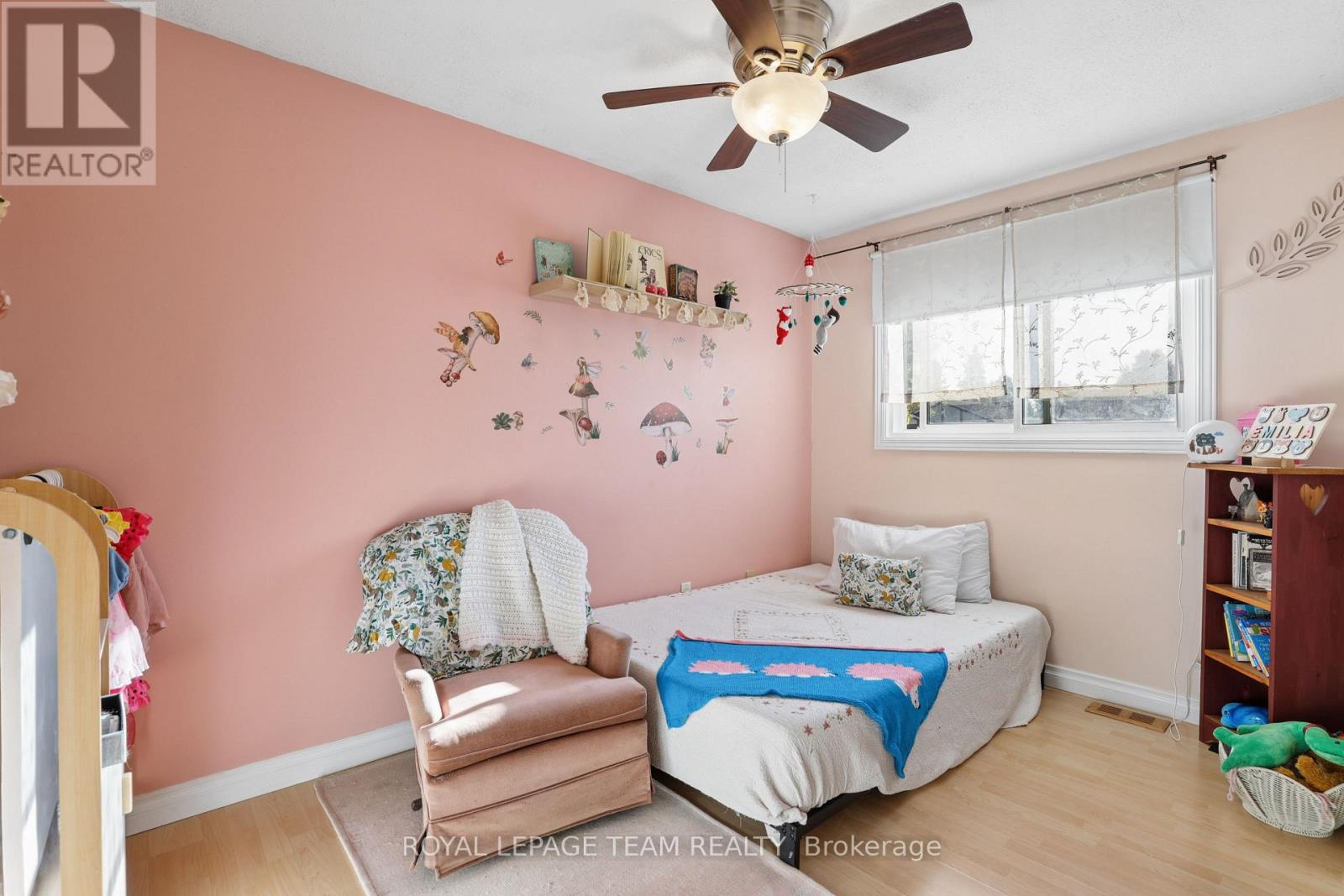 1133 St Emmanuel Terrace Property Photo 20