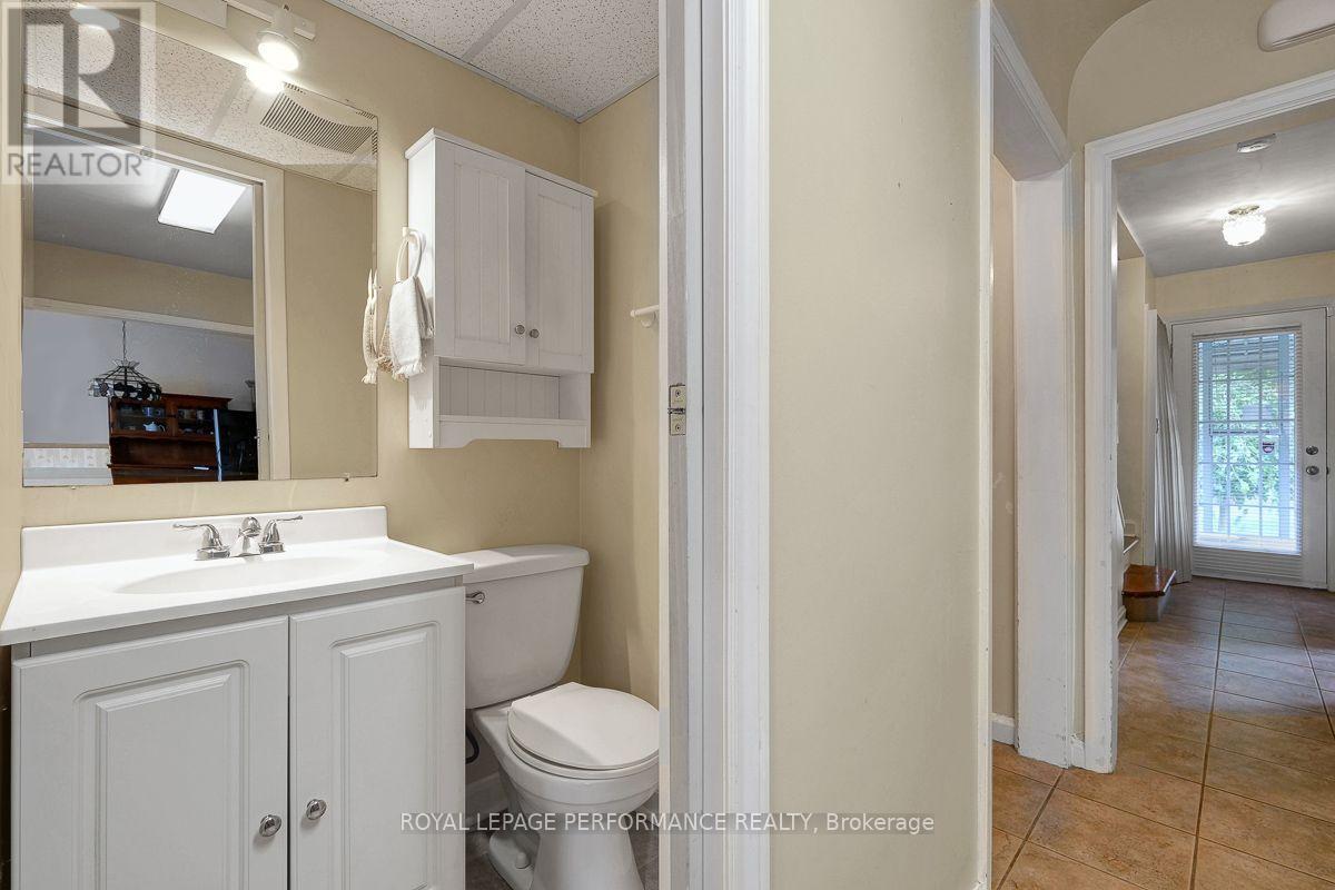 550 Wolffdale Crescent Property Photo 17