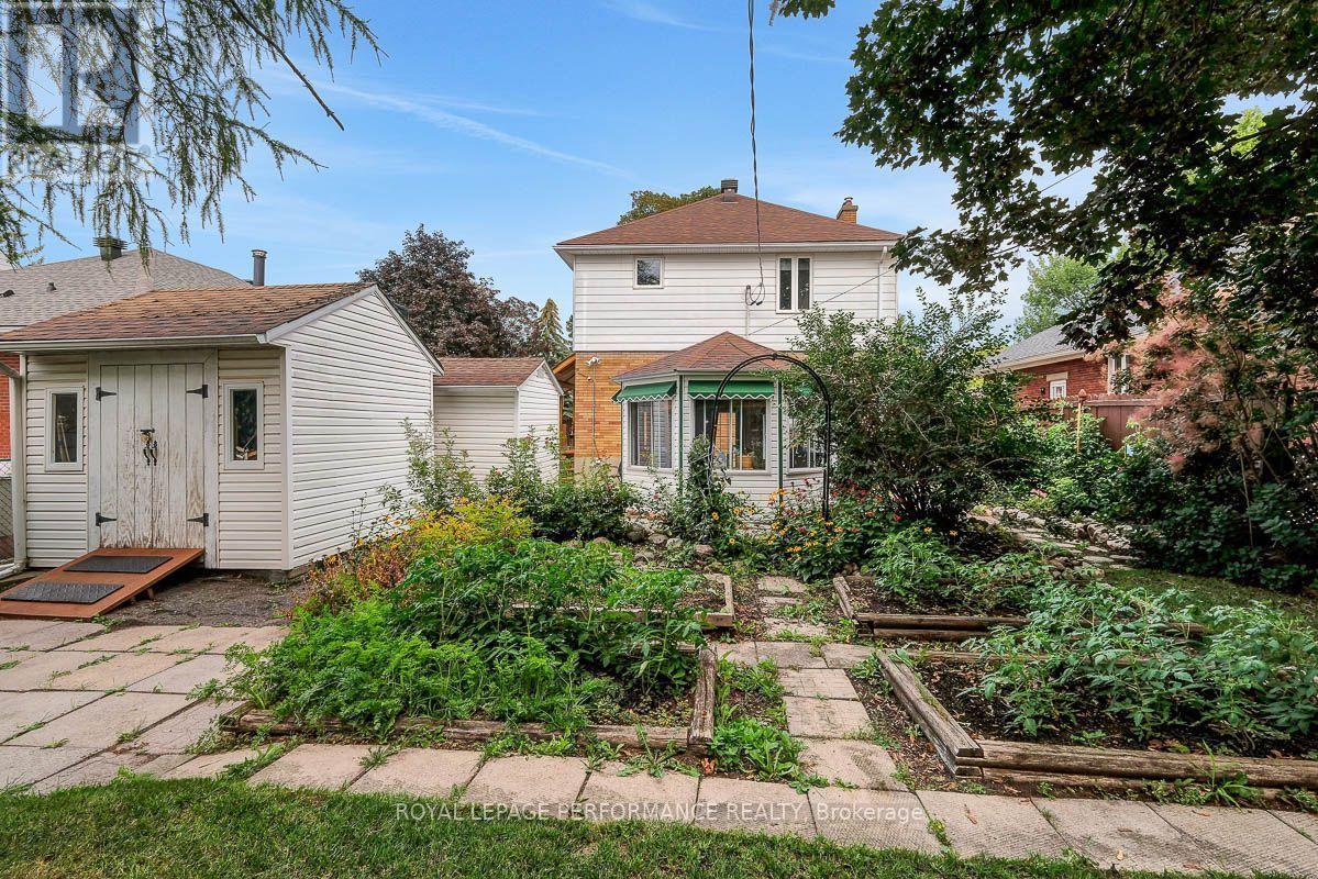 550 Wolffdale Crescent Property Photo 37