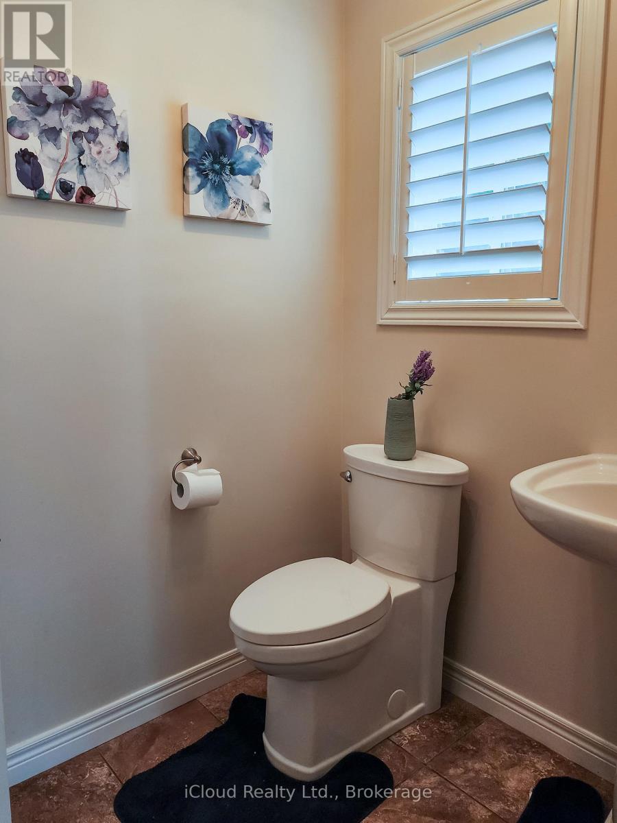 55 Magnificent Way Property Photo 10