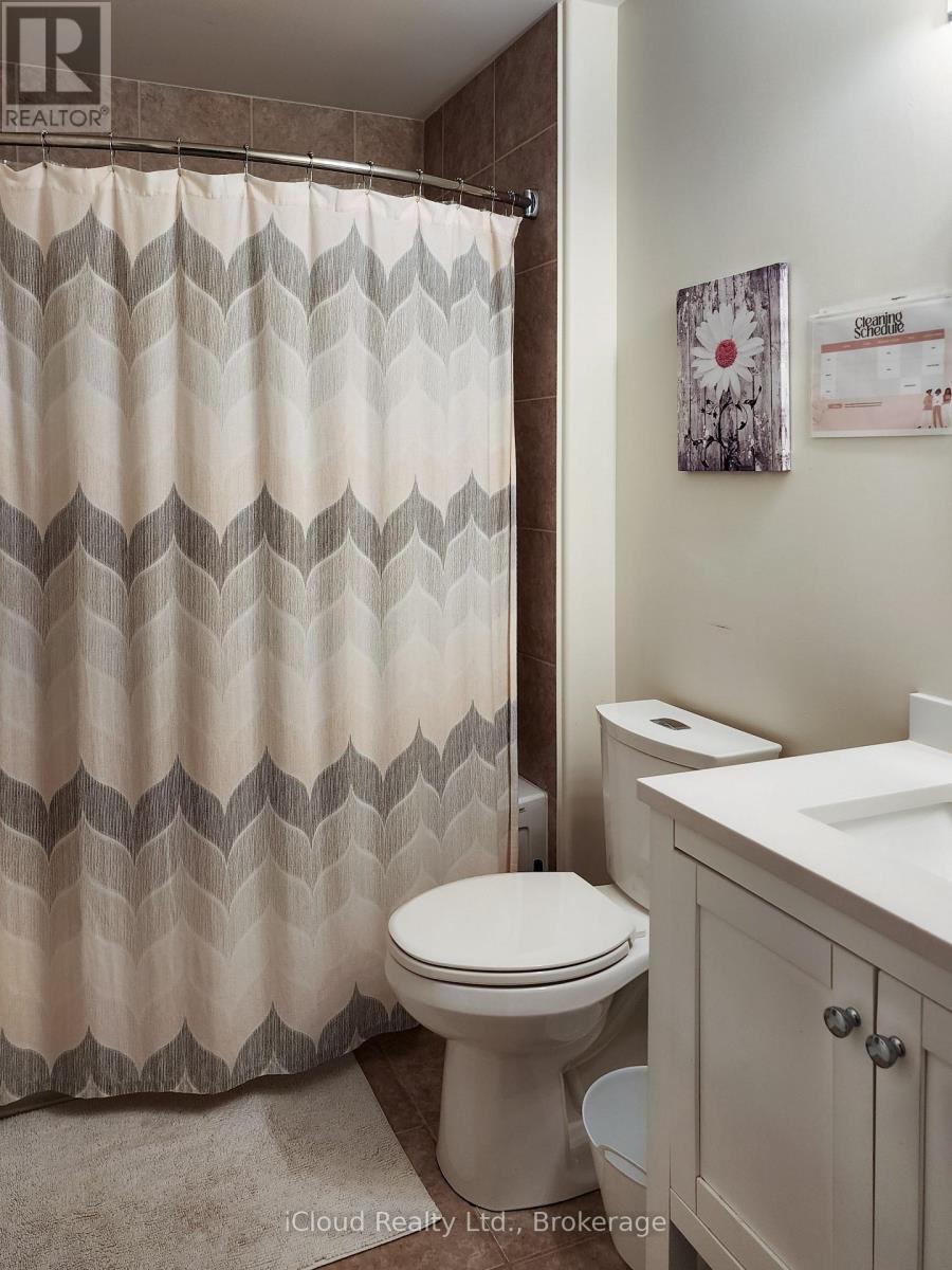 55 Magnificent Way Property Photo 17