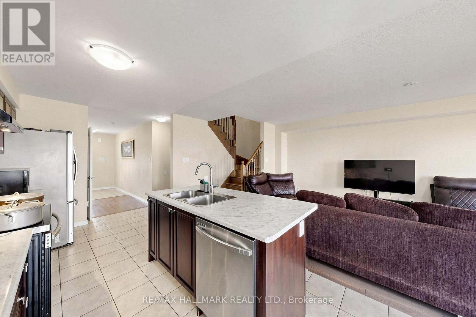72 Munro Circle Property Photo 11