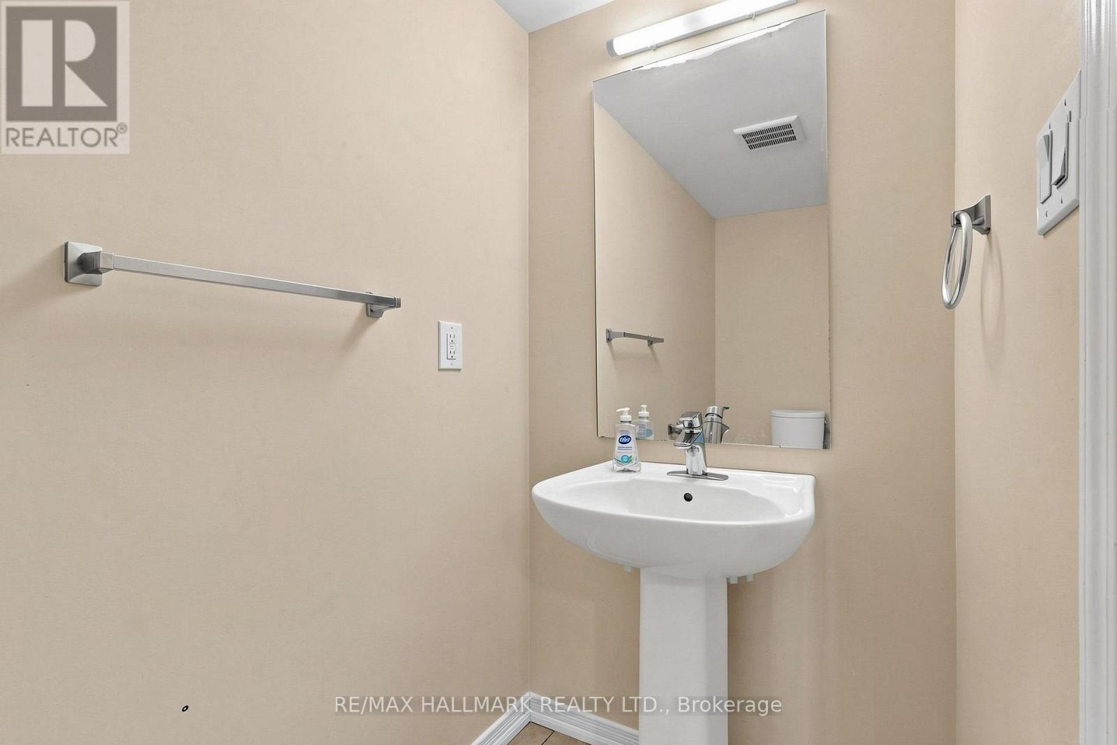 72 Munro Circle Property Photo 14