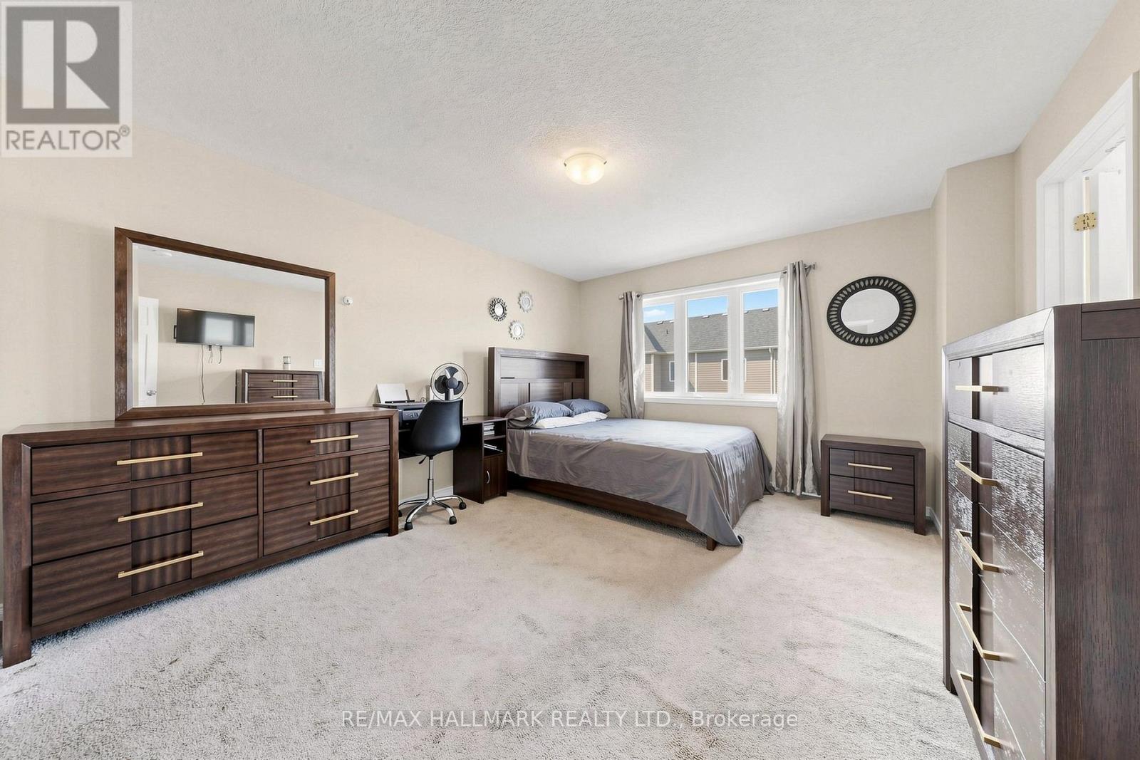 72 Munro Circle Property Photo 18