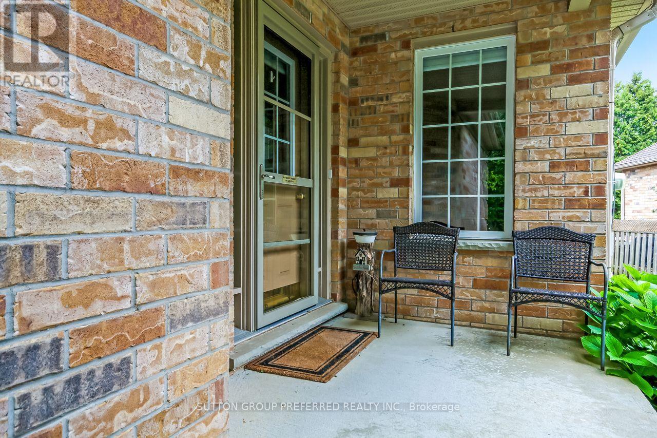 857 Silversmith Street Property Photo 2