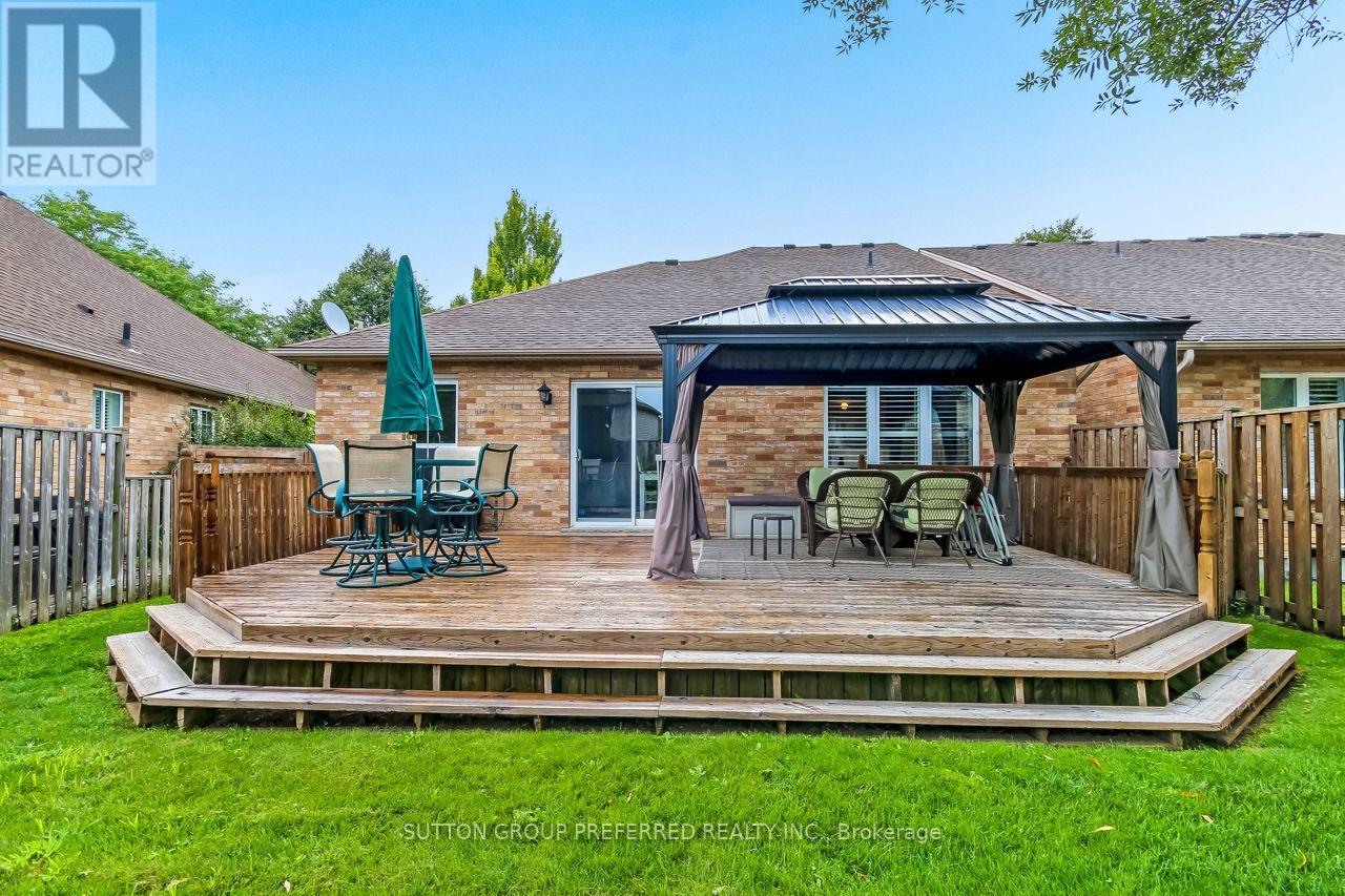 857 Silversmith Street Property Photo 22